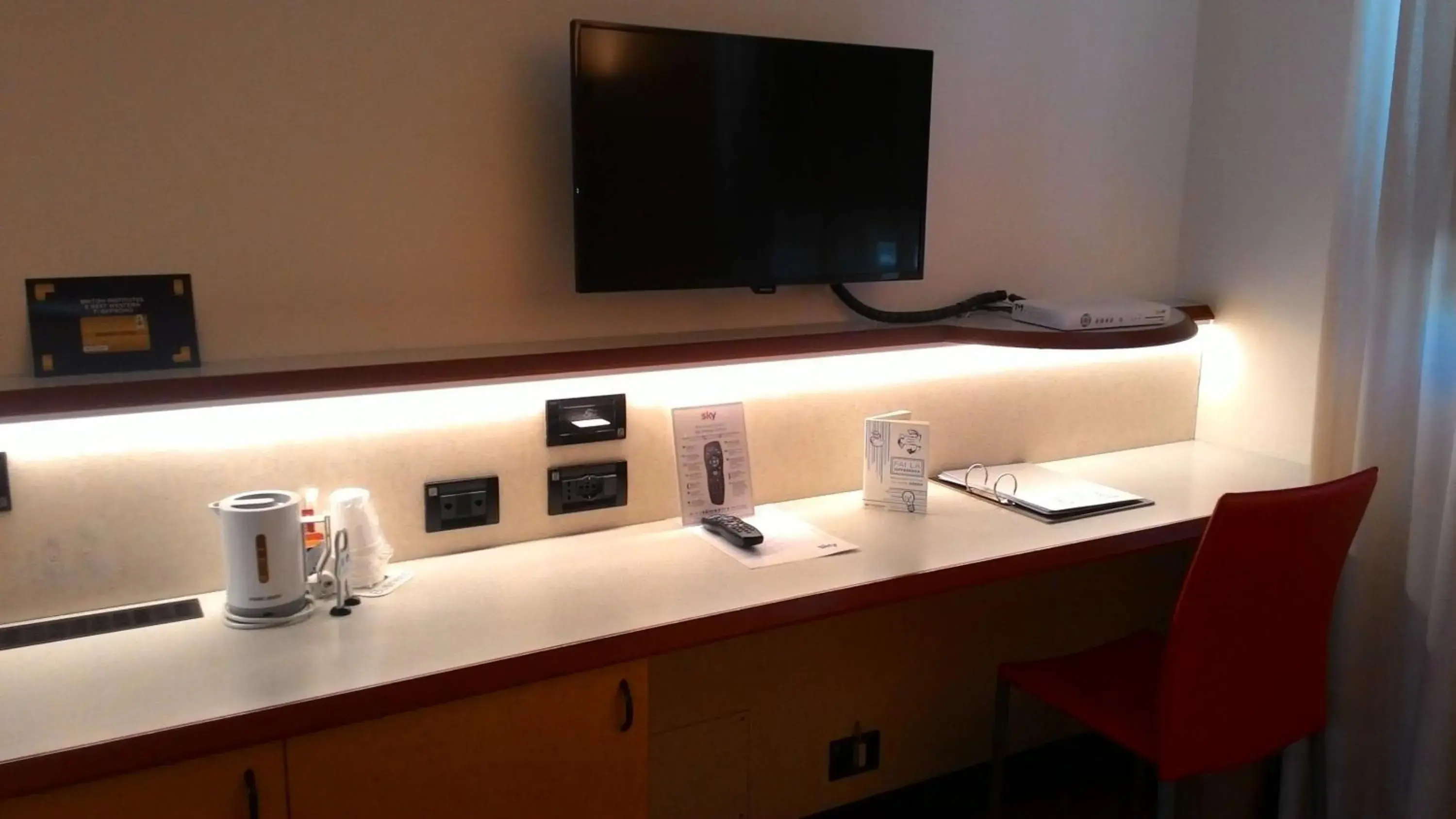 Photo of the whole room in Best Western Hotel Solaf Photo of the whole room in Best Western Hotel Solaf