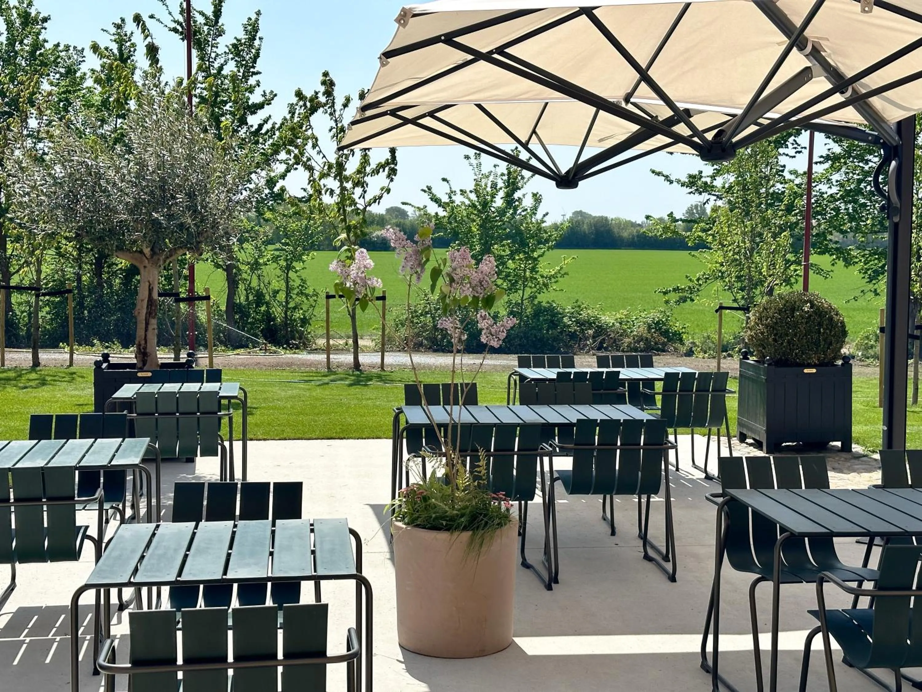 Day in Broløkke Herregård