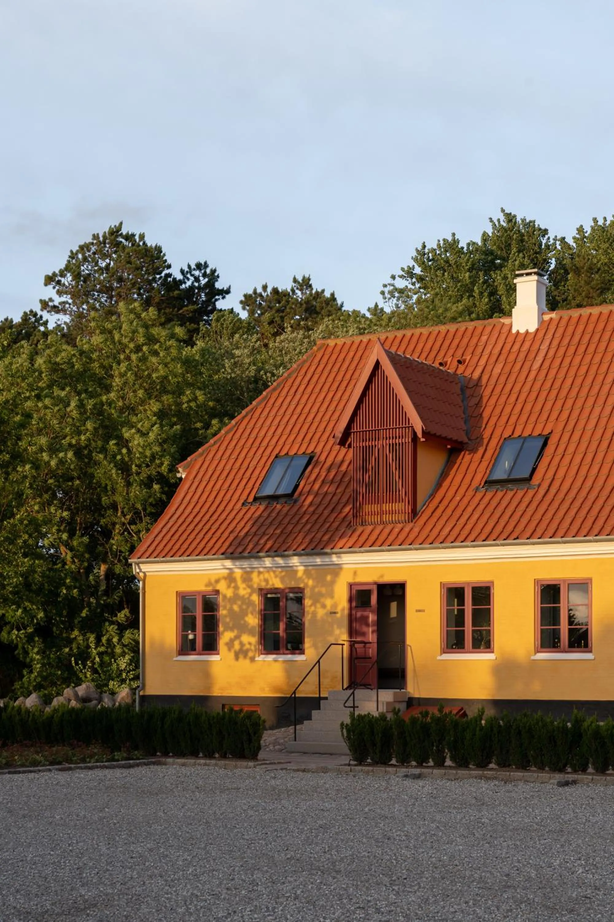 Property building in Broløkke Herregård