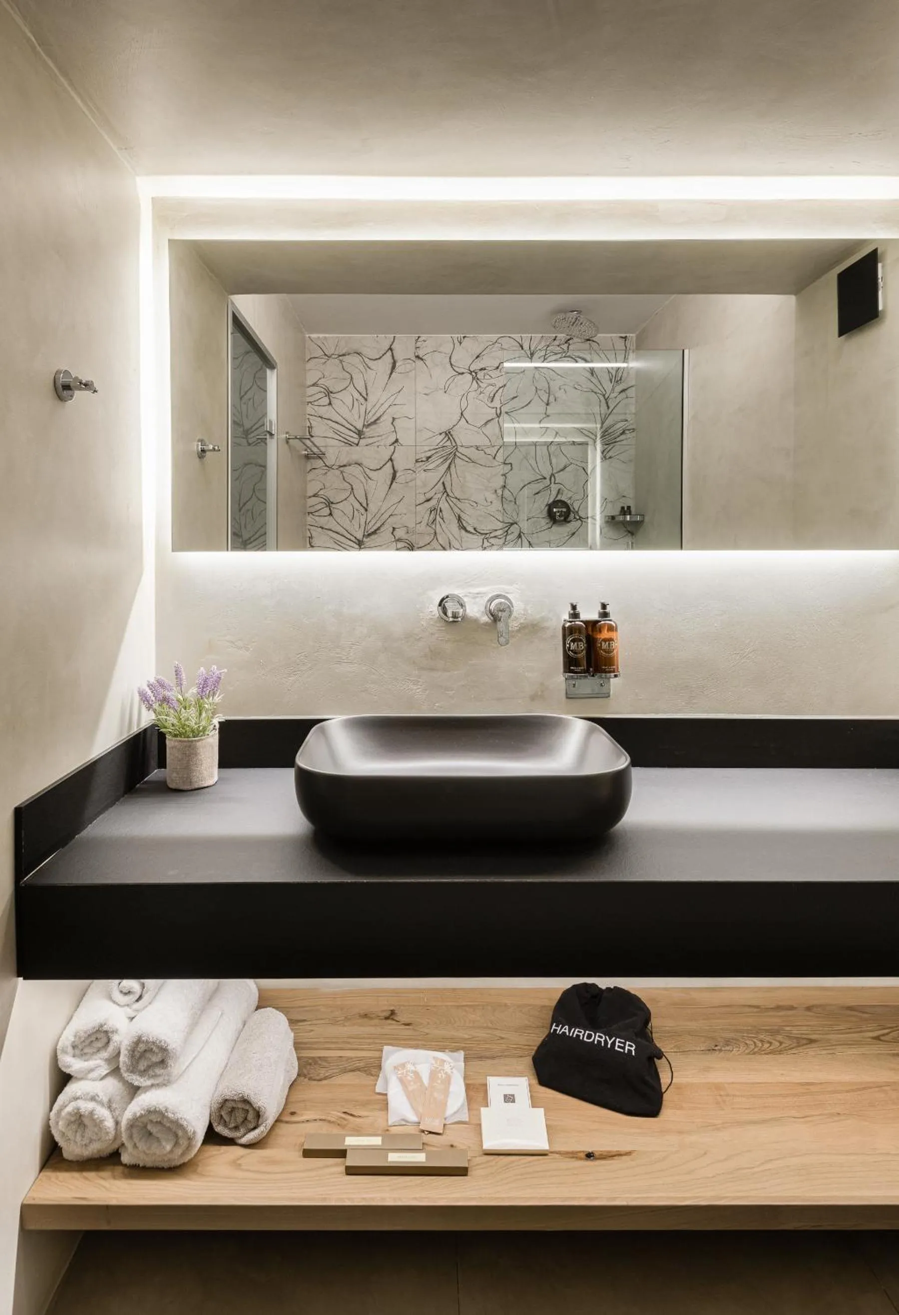 Bathroom in Akrotiri Olympus Luxury Suites - Adults Only