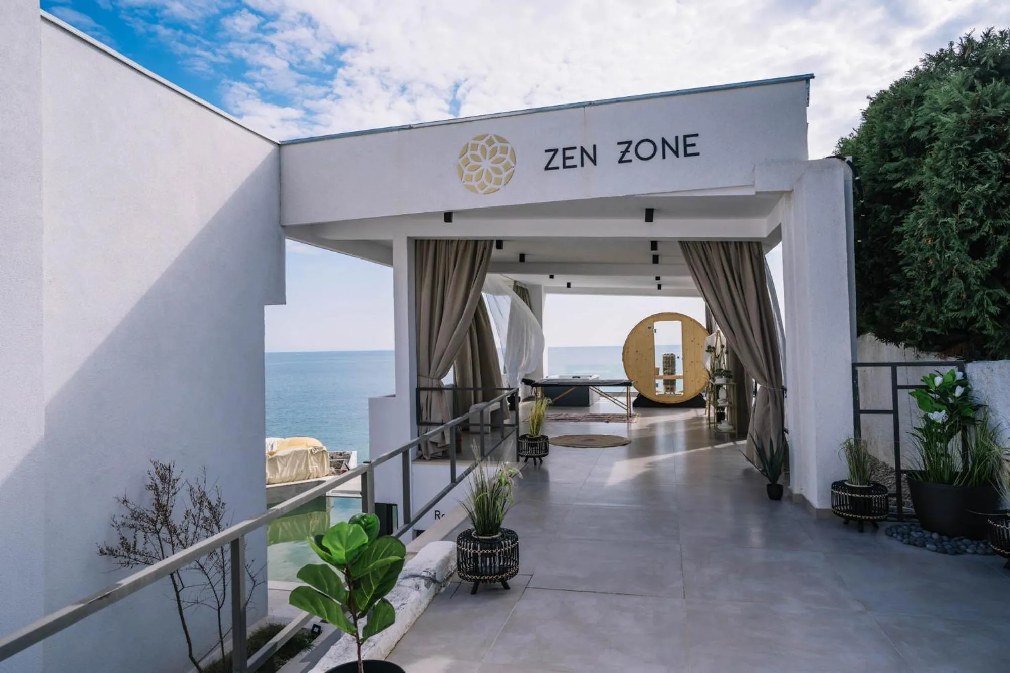 Spa and wellness centre/facilities in Akrotiri Olympus Luxury Suites - Adults Only