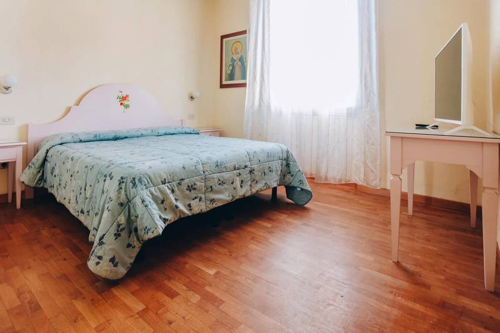 Bedroom, Bed in Hotel Savoia e Campana