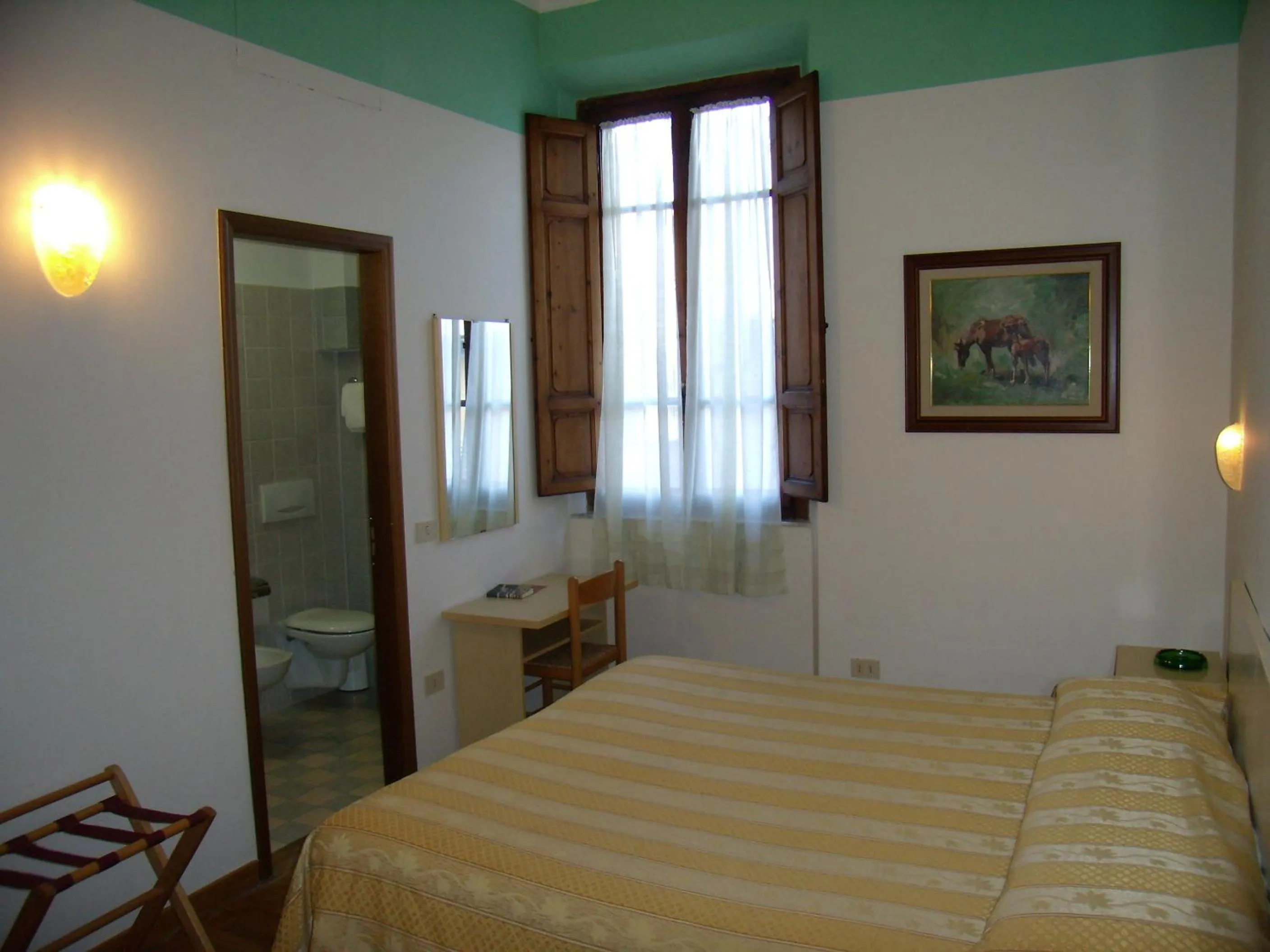 Bedroom, Bed in Hotel Savoia e Campana