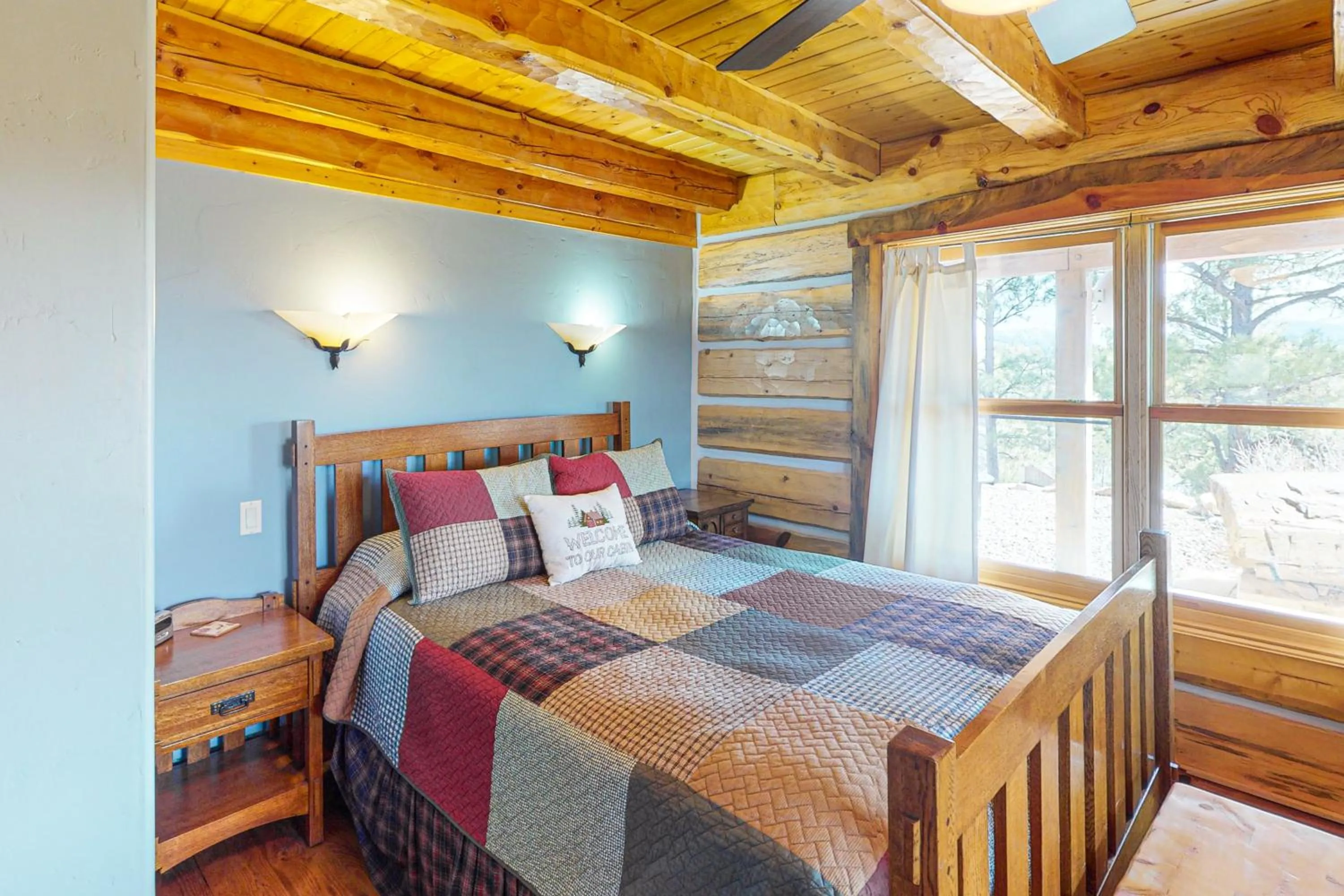 Bed in Rocky Mountain Way