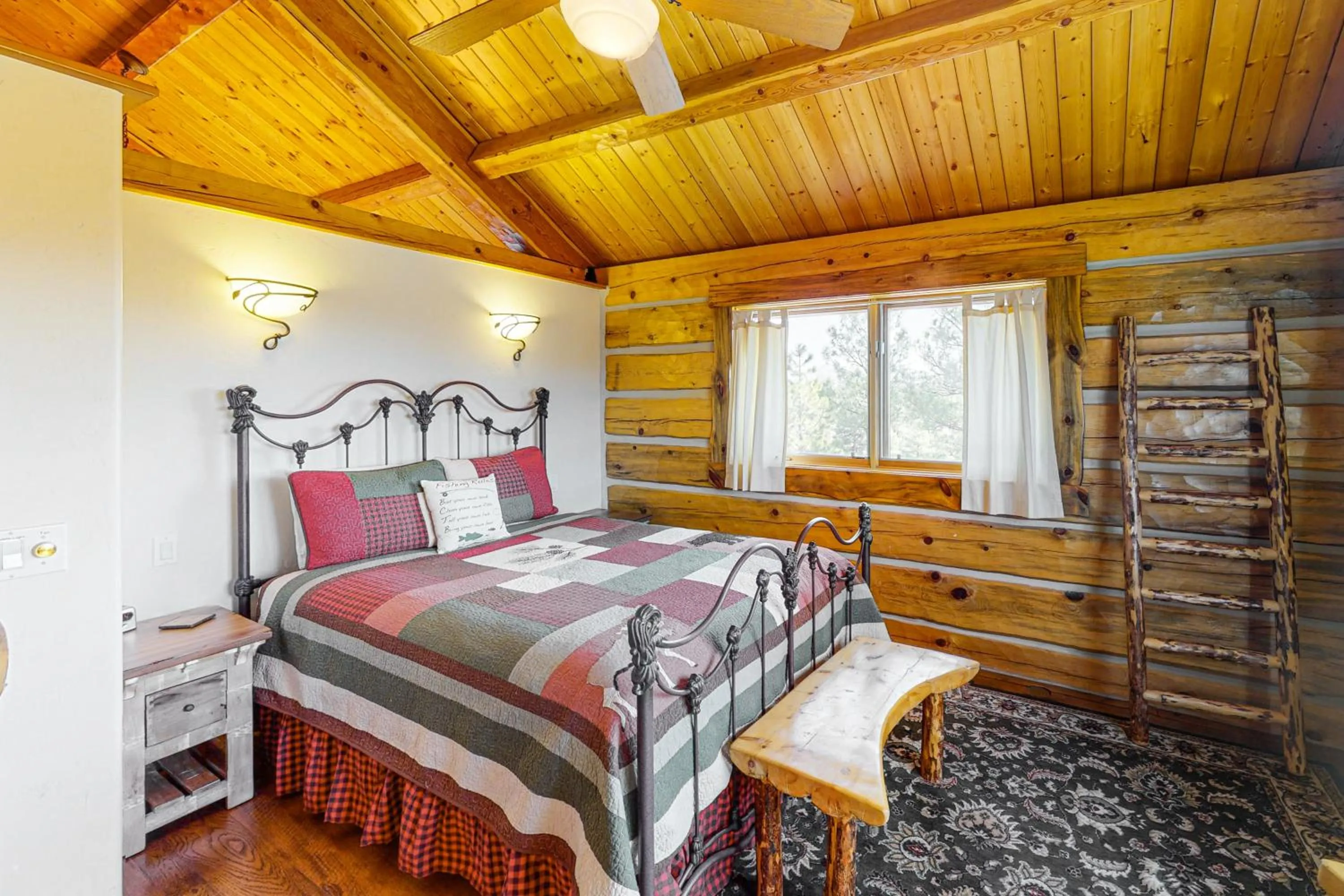 Bed in Rocky Mountain Way