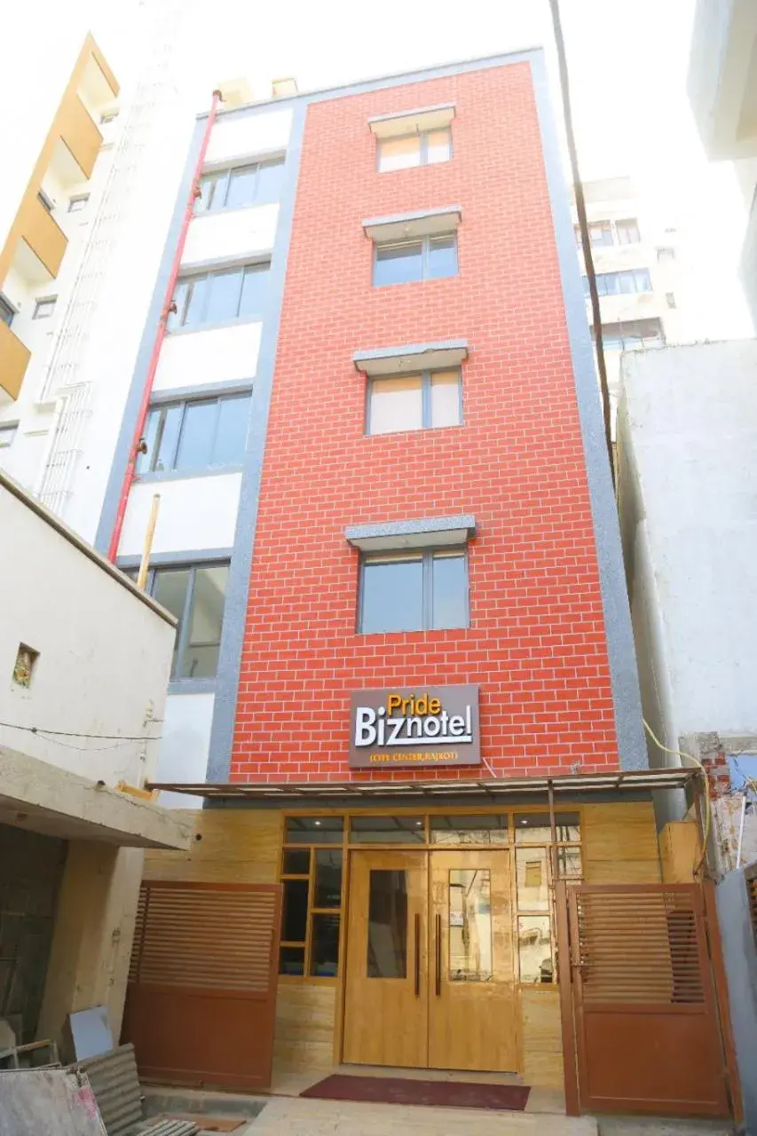 Facade/entrance in Hotel Nova Pride Facade/entrance in Hotel Nova Pride