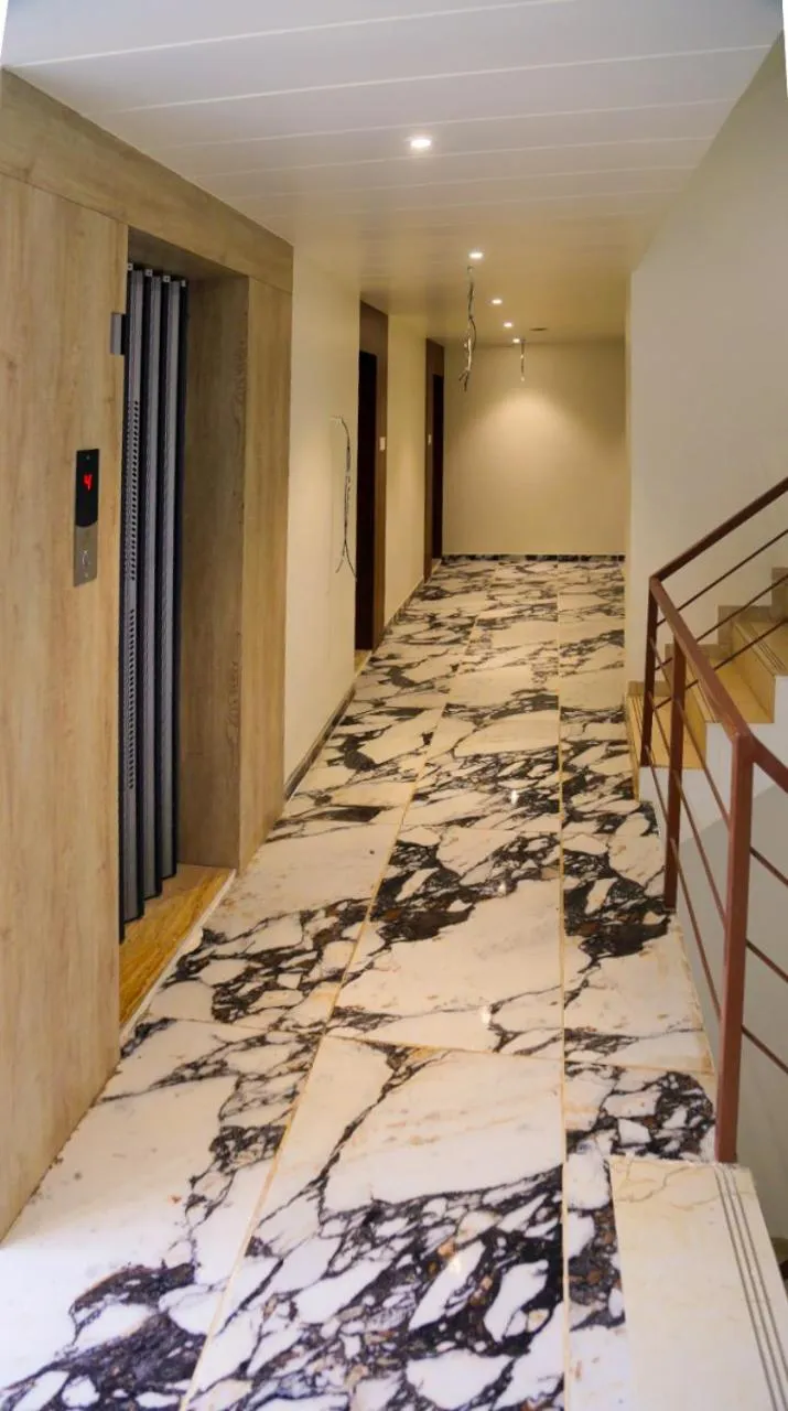 elevator in Hotel Nova Pride