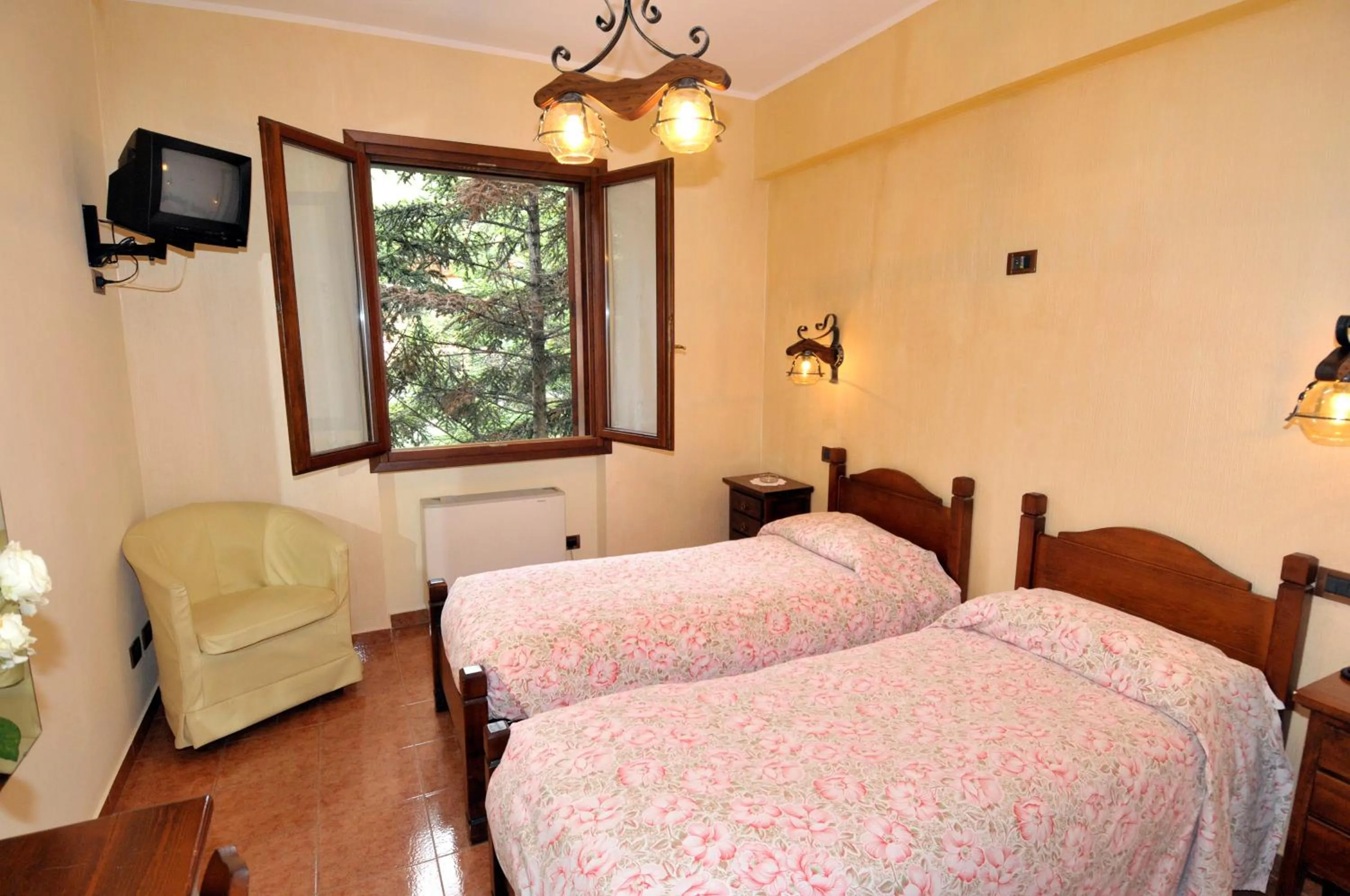 Bed in Hotel Lago Bin