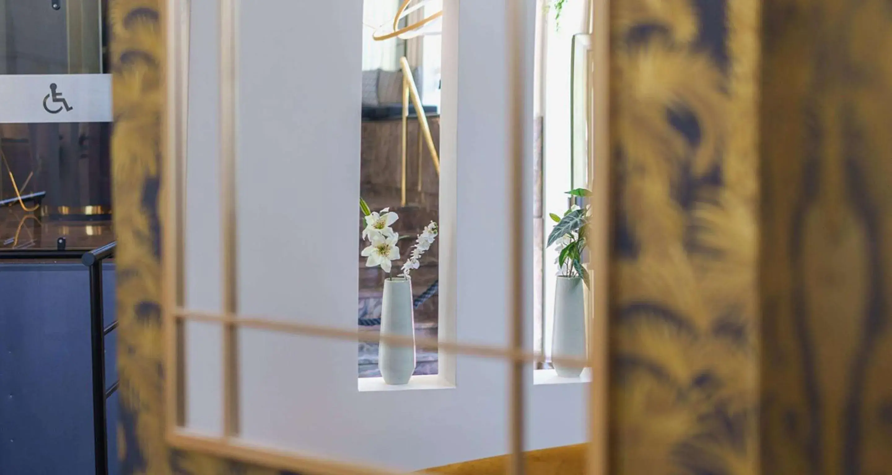 Lobby or reception in Best Western Plus Le Picardy Lobby or reception in Best Western Plus Le Picardy