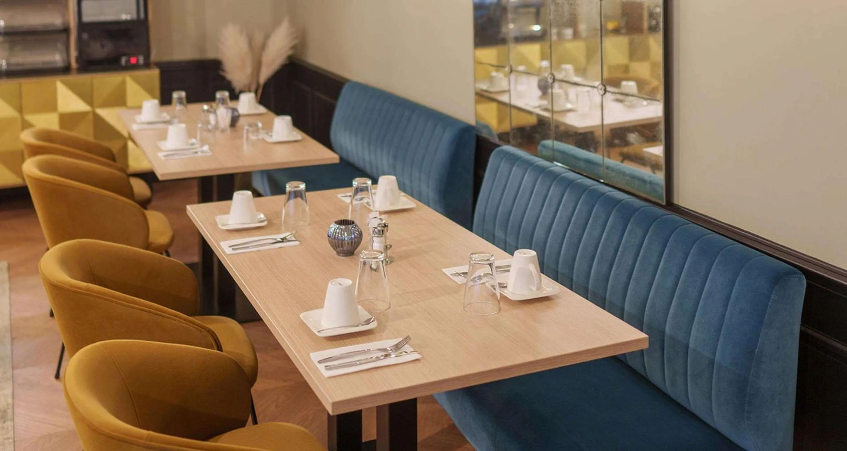 Breakfast in Best Western Plus Le Picardy