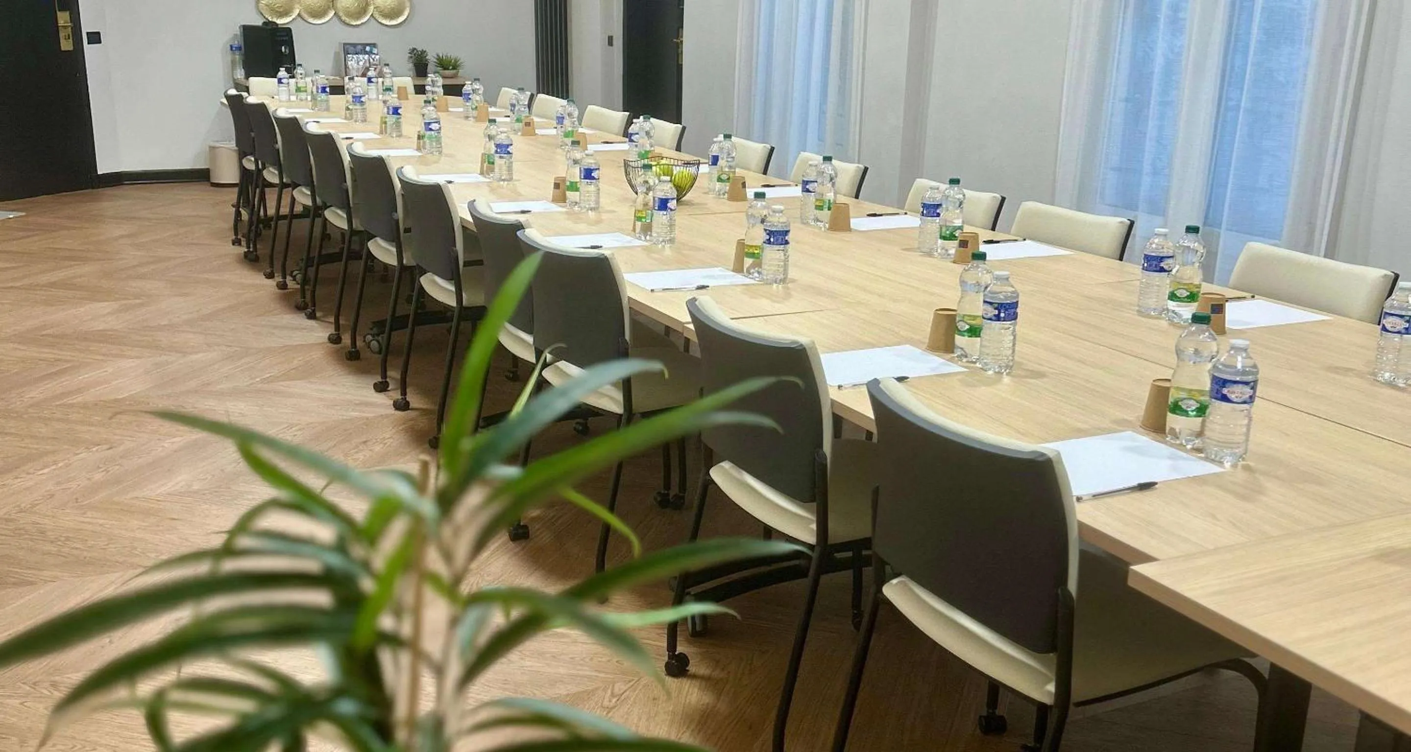 Business facilities in Best Western Plus Le Picardy