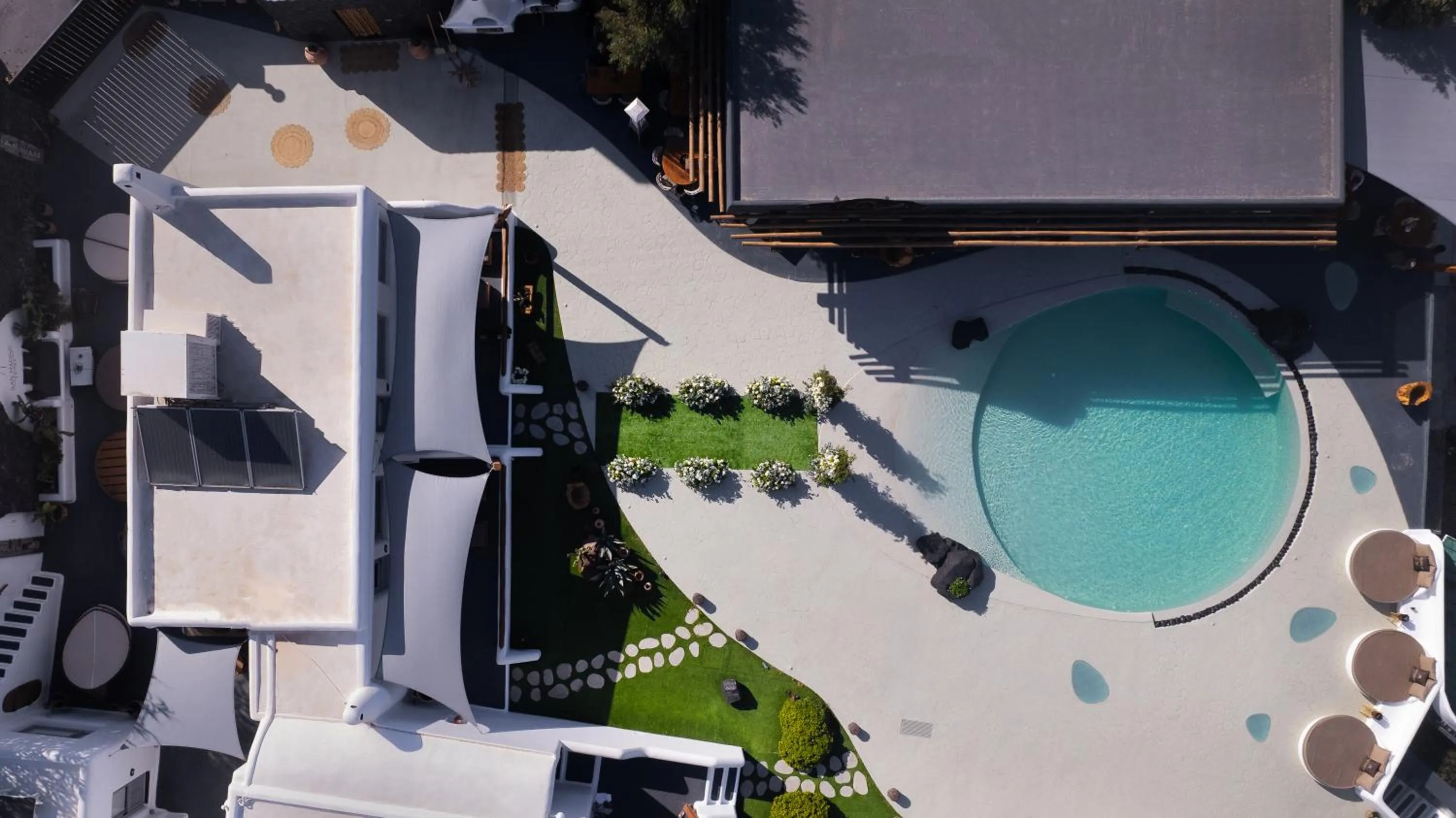 wedding in I K I A Since 1980 by Calm Collection