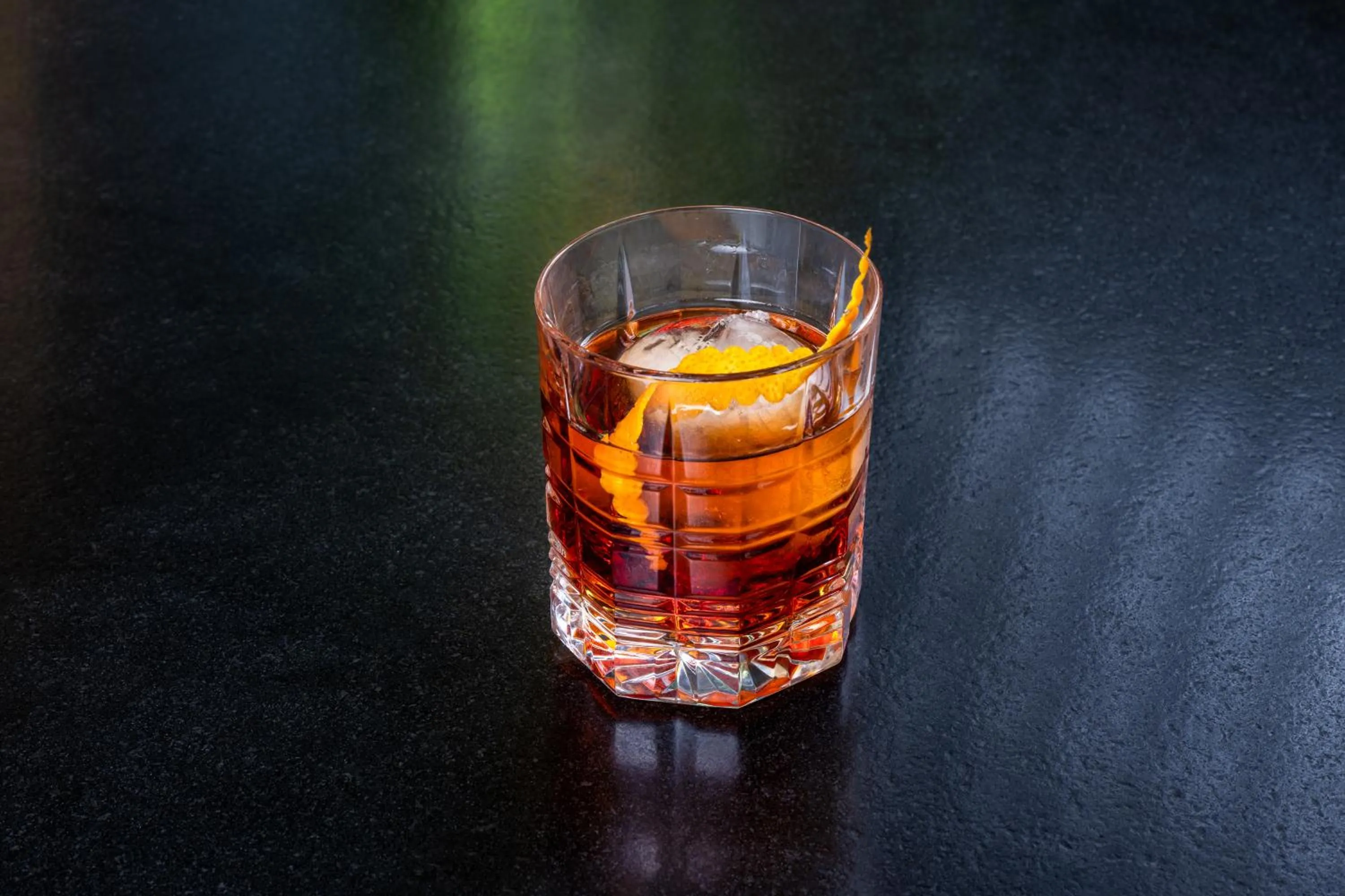 Alcoholic drinks in I K I A Since 1980 by Calm Collection