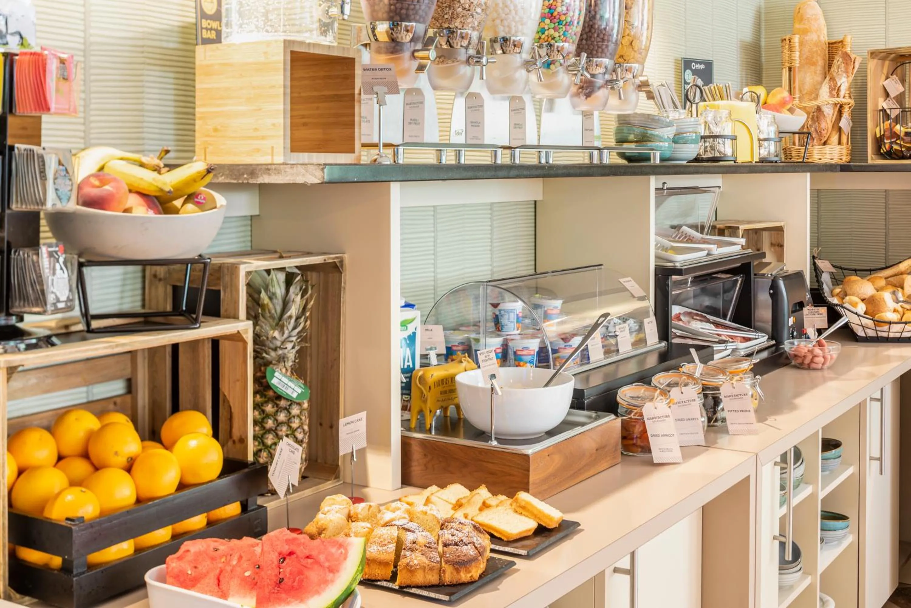 Breakfast in Aparthotel Adagio Rome Vatican