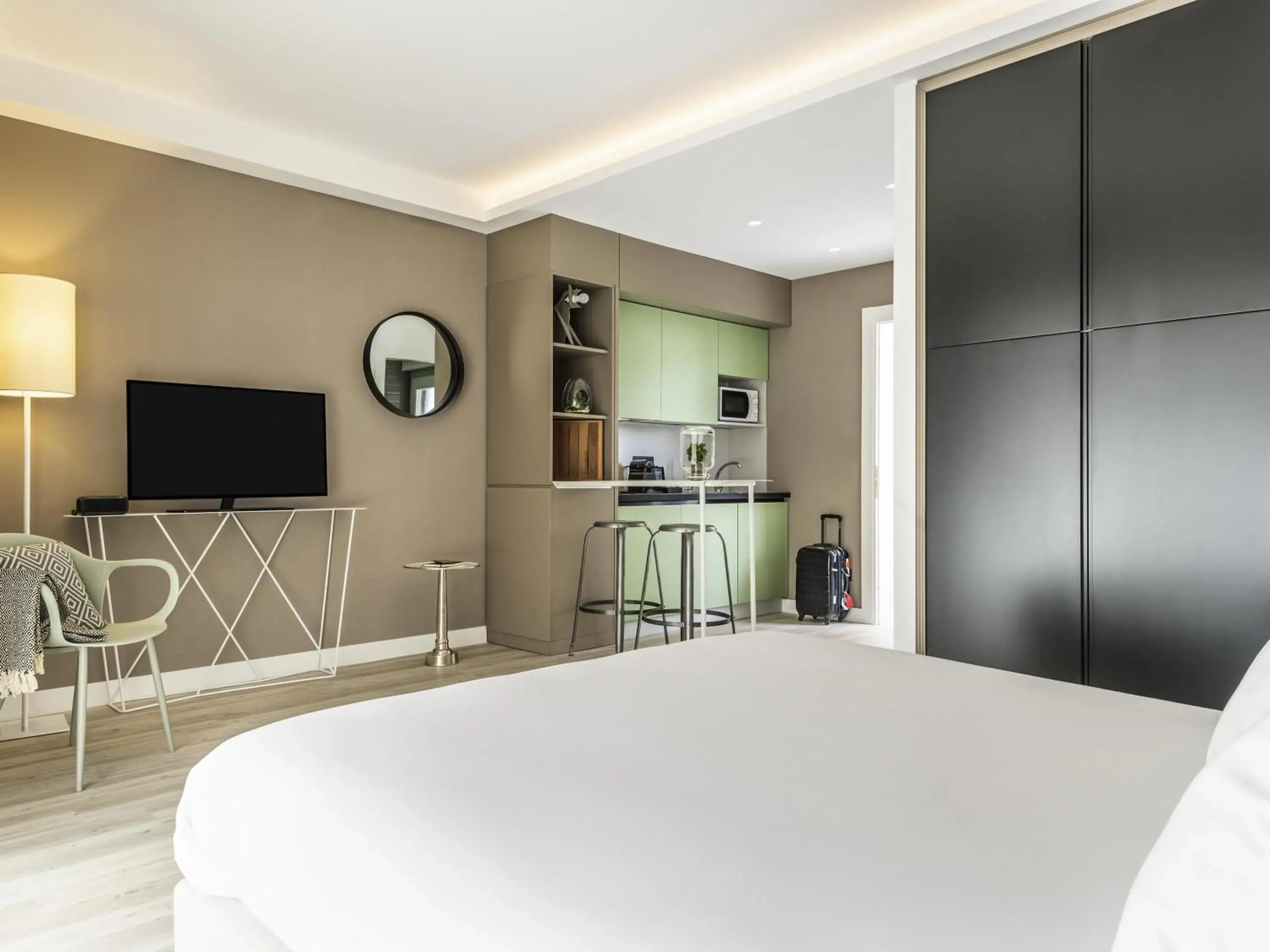 Bedroom, Bed in Aparthotel Adagio Rome Vatican Bedroom, Bed in Aparthotel Adagio Rome Vatican