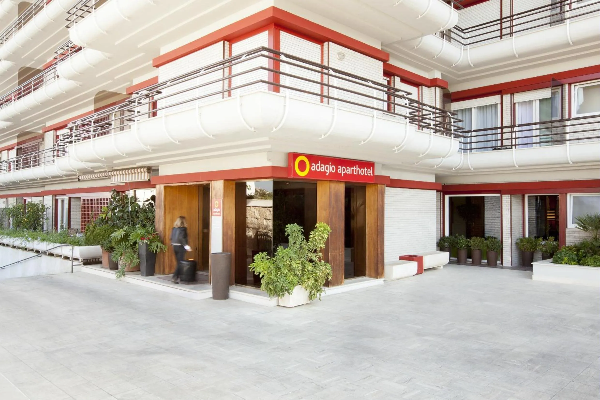 Facade/entrance in Aparthotel Adagio Rome Vatican