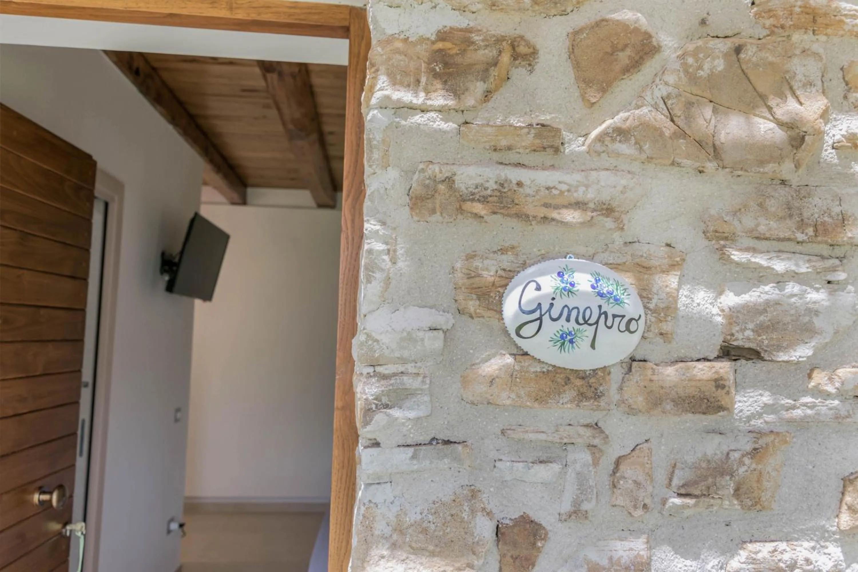 Logo/Certificate/Sign in Country House L'antica pietra