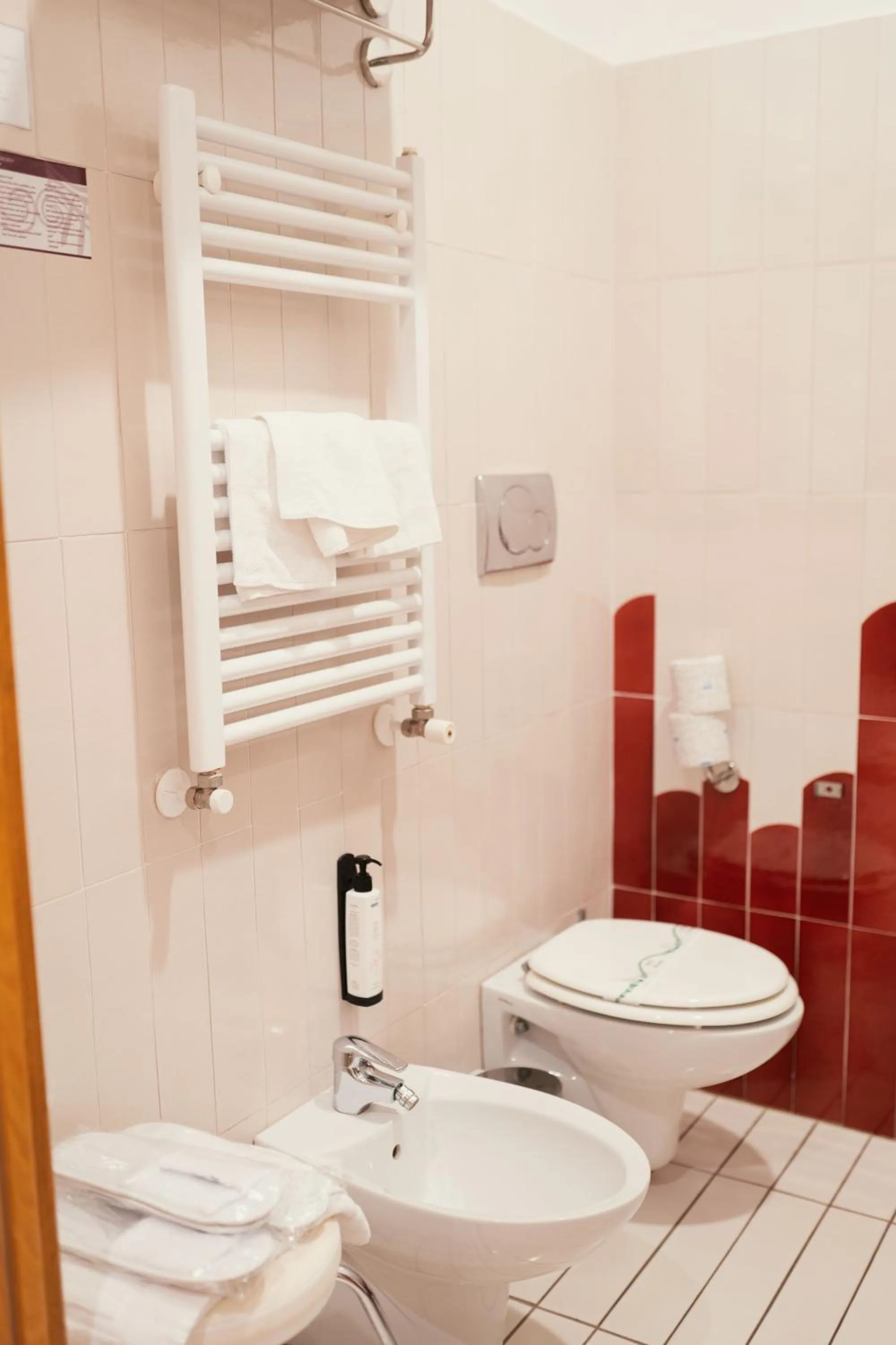 Bathroom in Hotel Grotta Di Tiberio