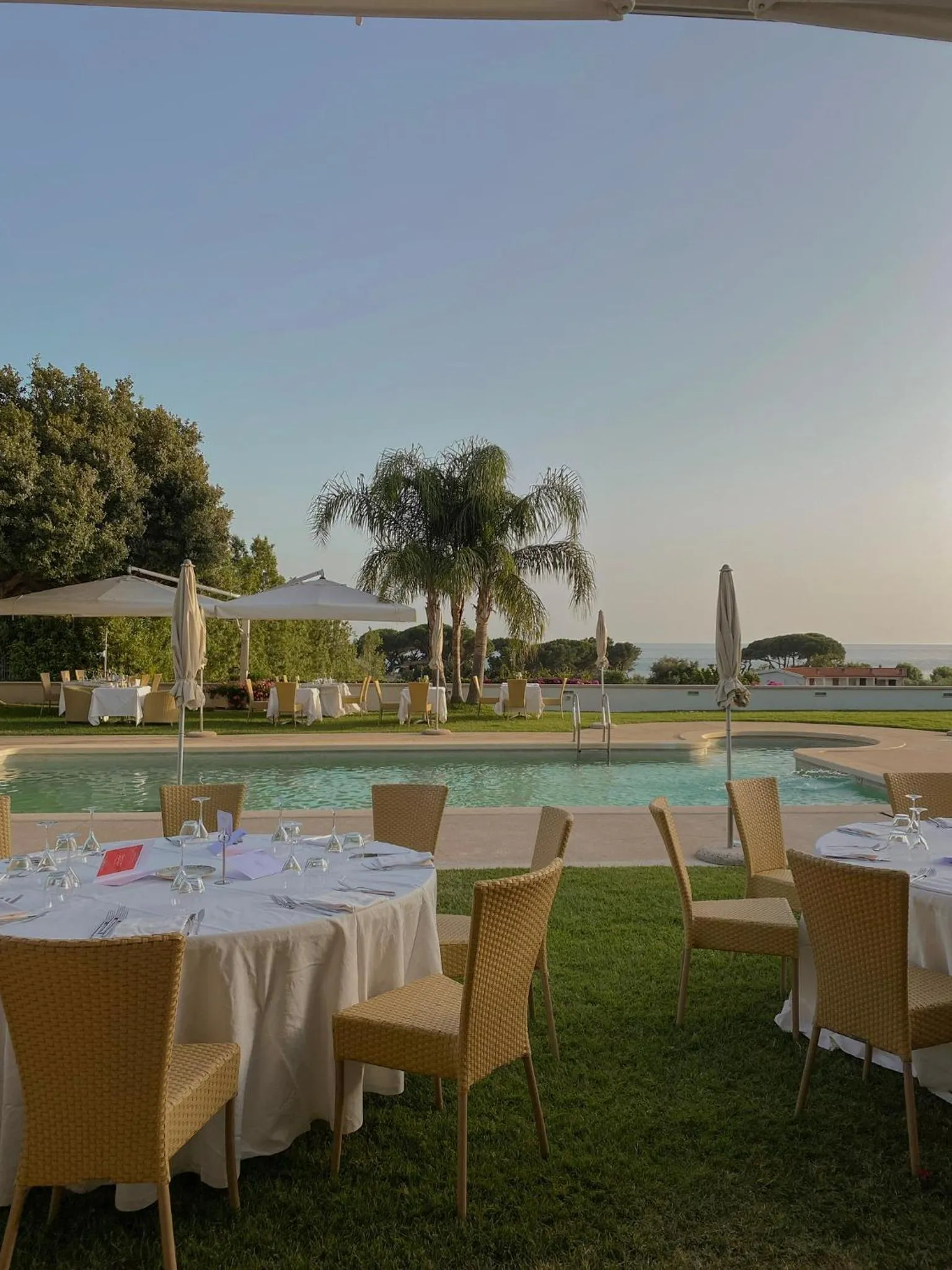 Restaurant/places to eat, Swimming Pool in Hotel Grotta Di Tiberio
