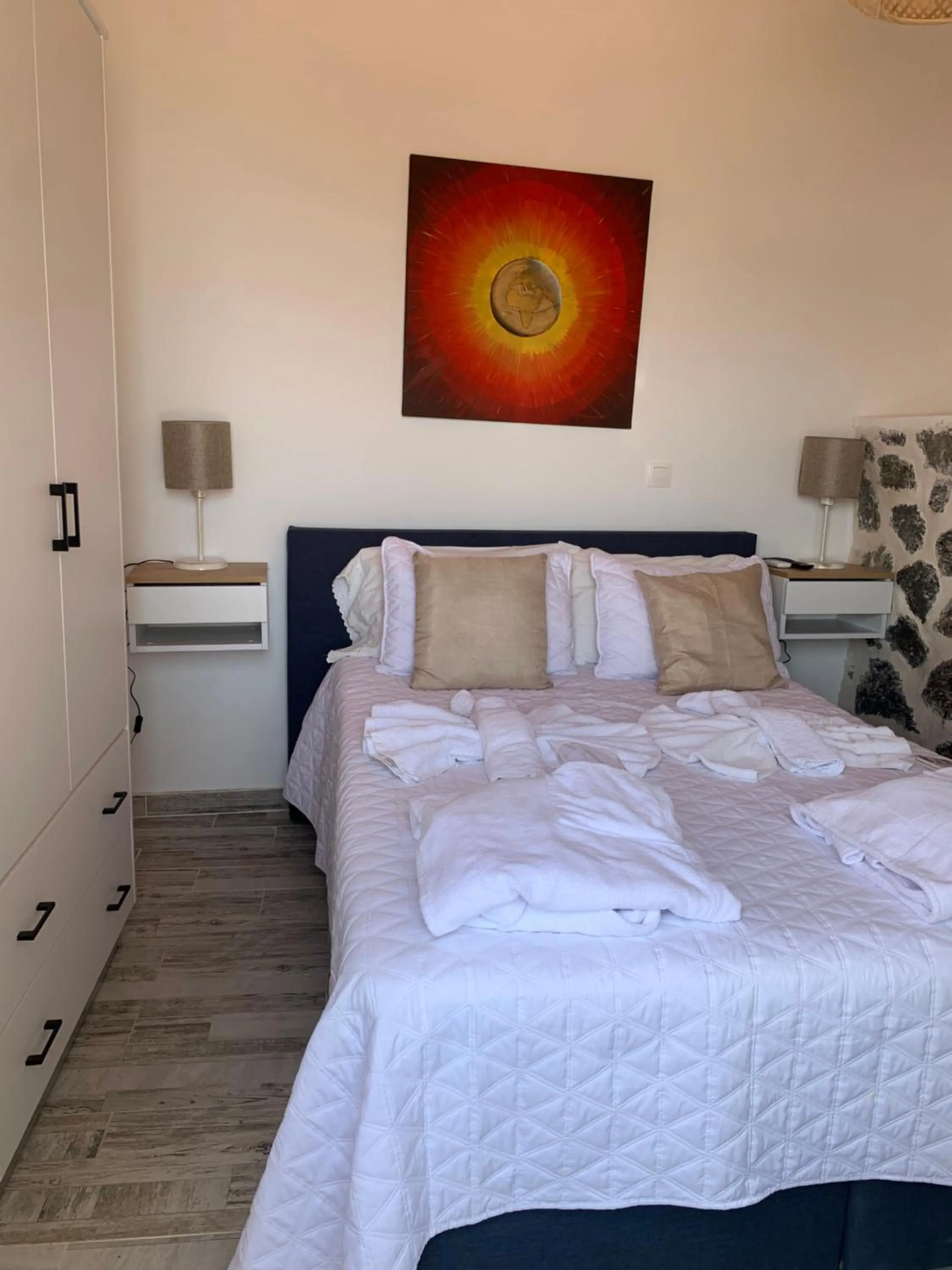 Bed in SAN GEORGE COVE