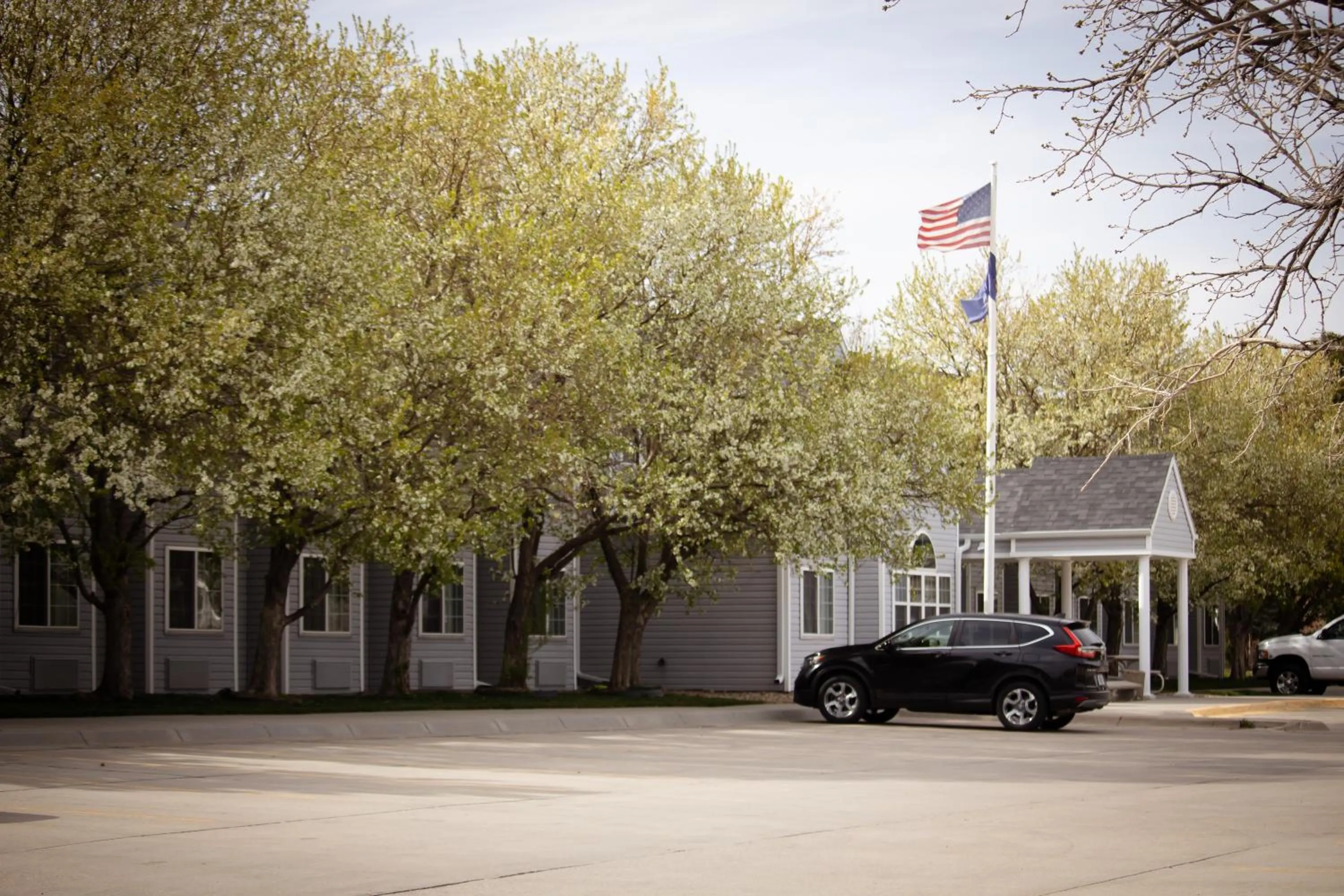 Facade/entrance in Monument Inn & Suites