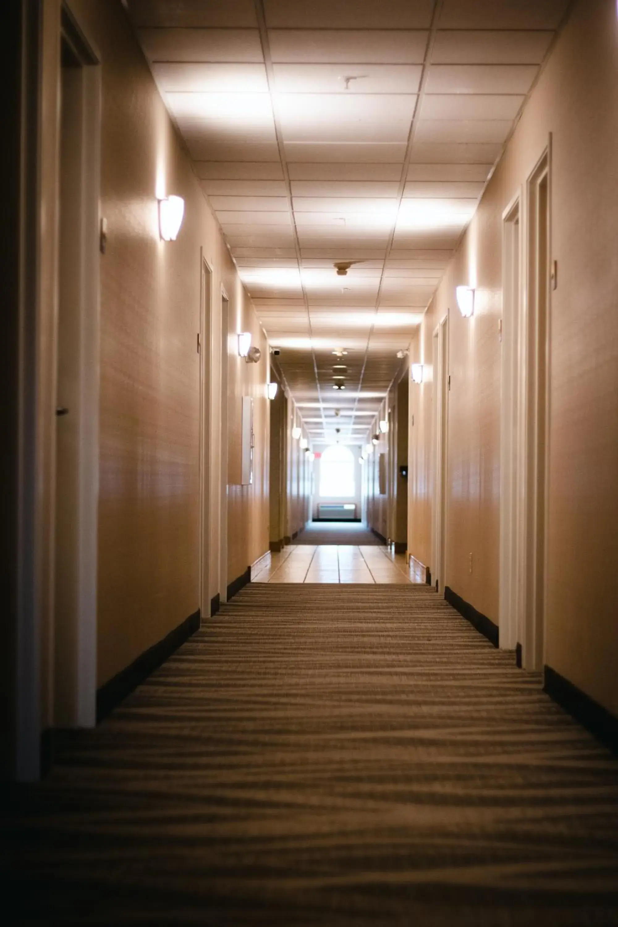 Property building in Monument Inn & Suites Property building in Monument Inn & Suites