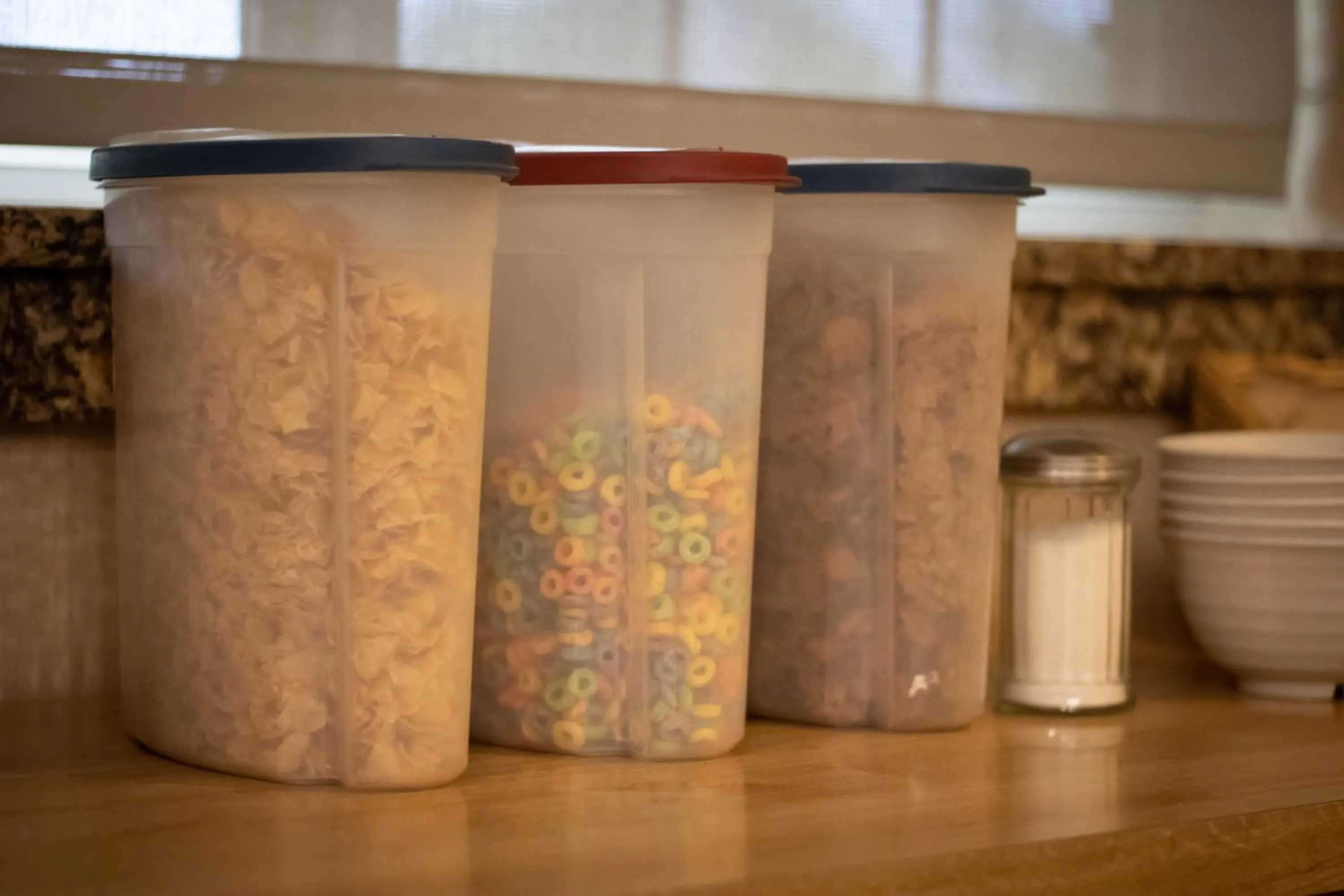 Buffet breakfast in Monument Inn & Suites