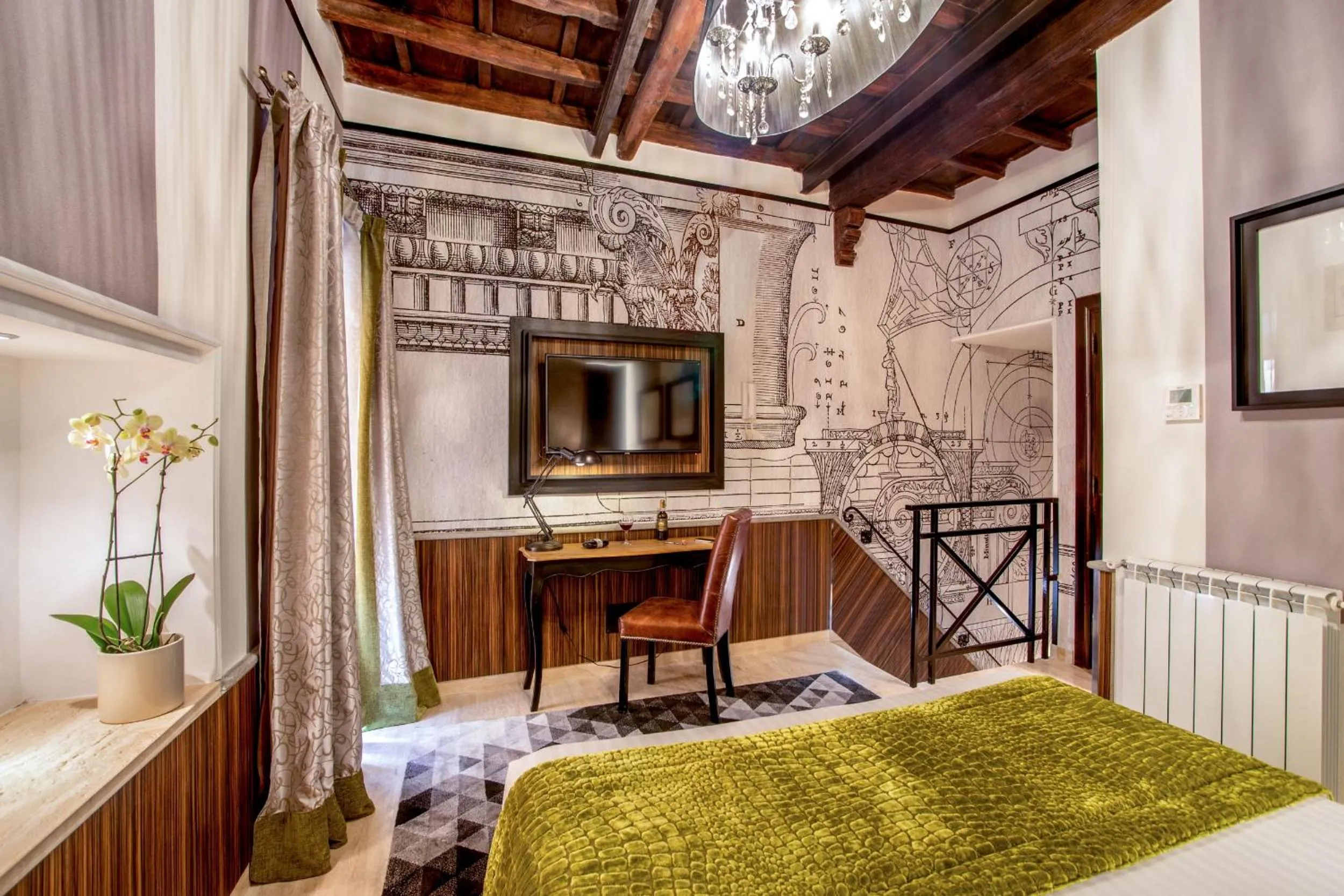 Bed in The Inn at the Roman Forum Luxury Collection - The Inn At The Roman Forum