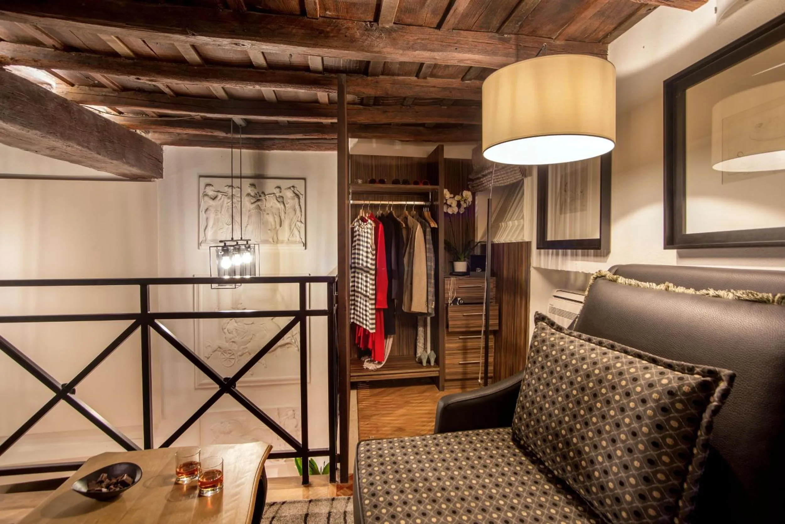 Bed in The Inn at the Roman Forum Luxury Collection - The Inn At The Roman Forum