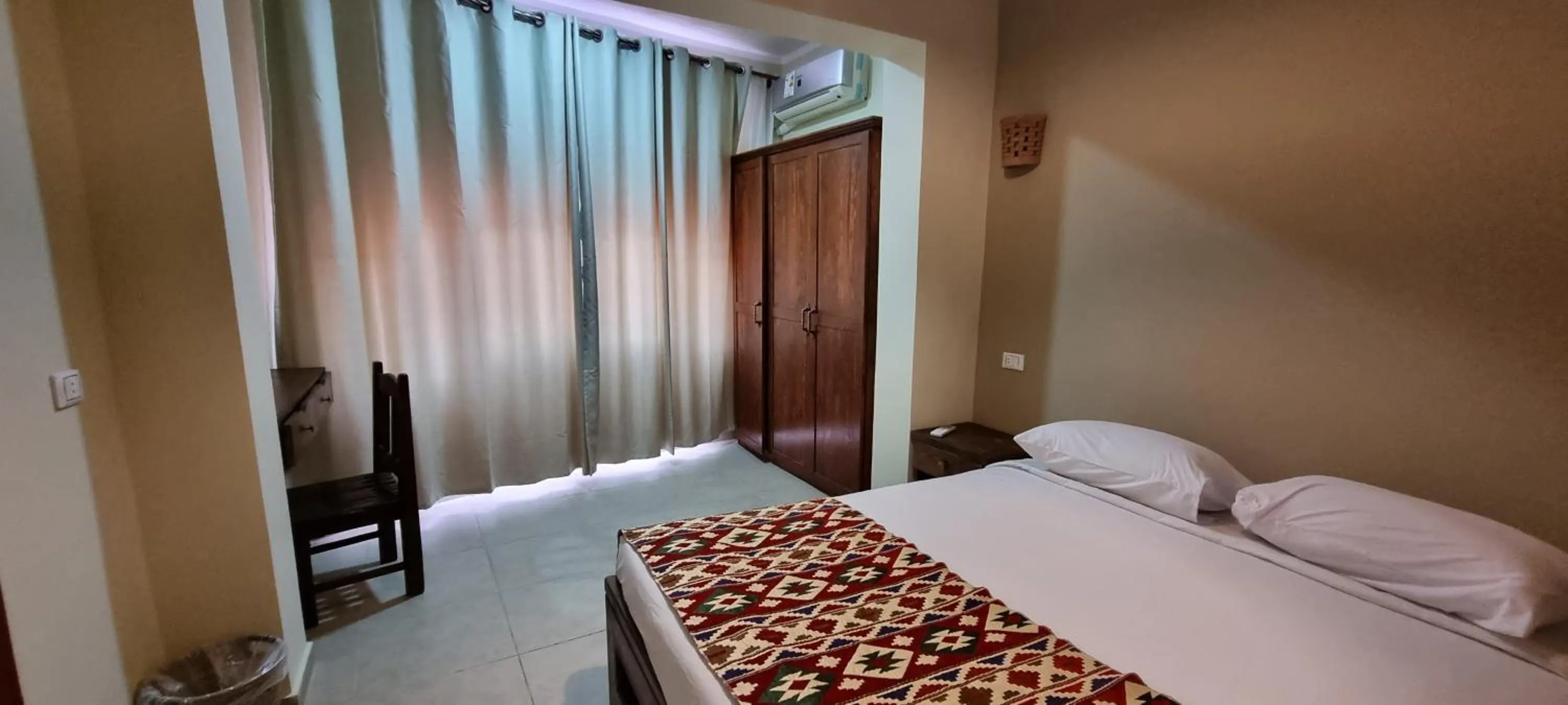 Bed in The Bedouin Moon