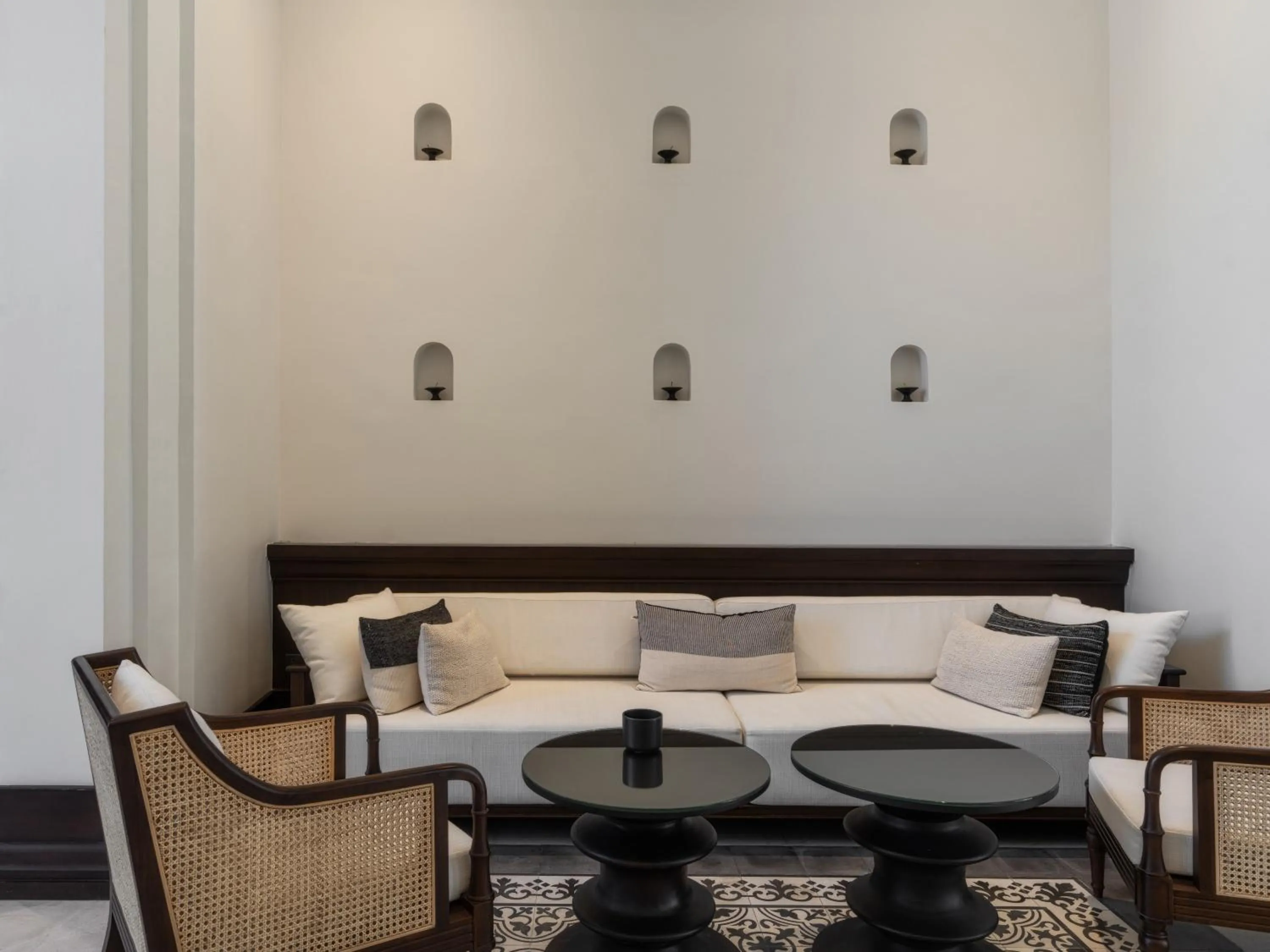 Lobby or reception in Burirattana Hotel-An Adults Only Hotel