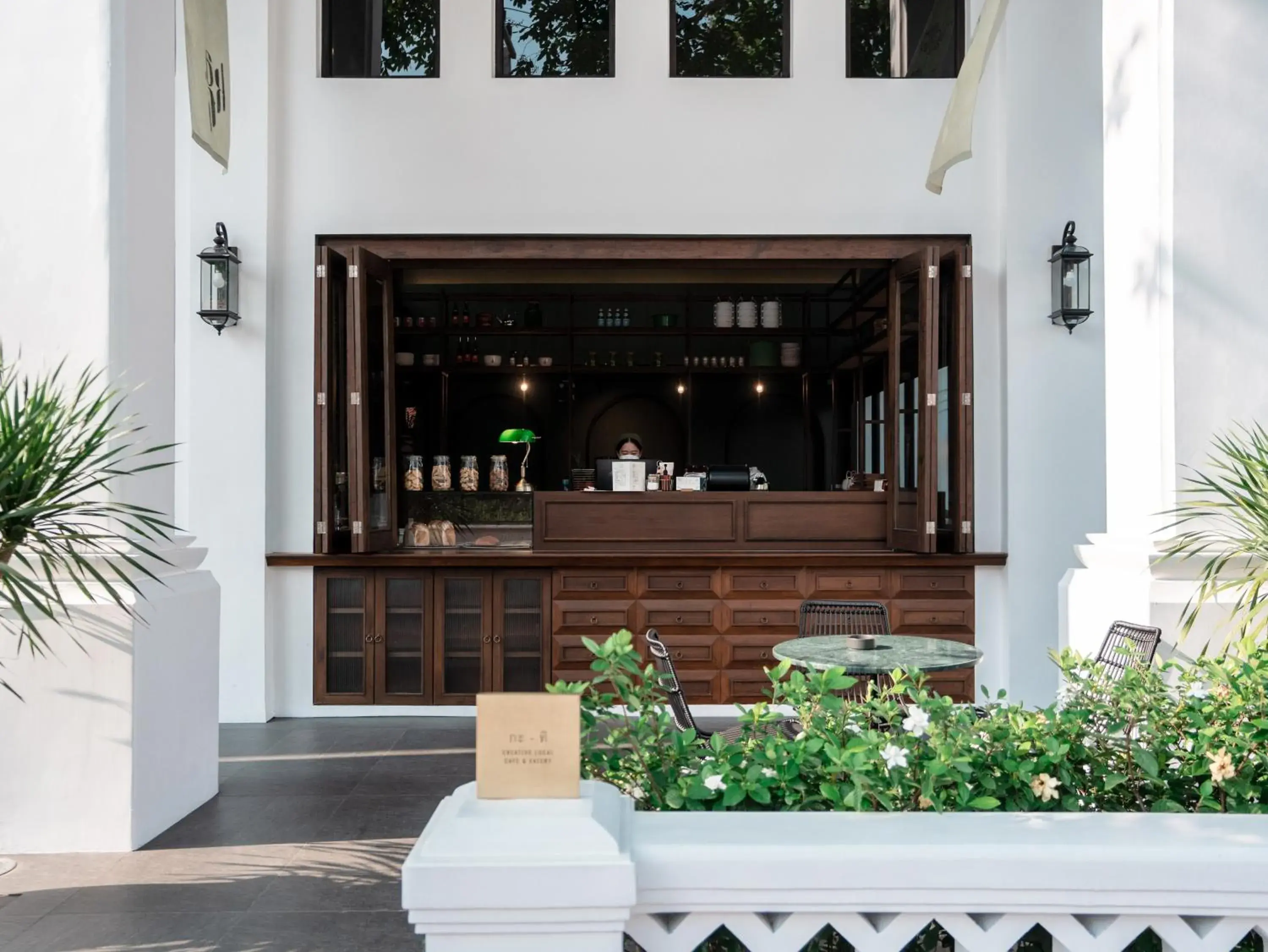 Restaurant/places to eat in Burirattana Hotel-An Adults Only Hotel Restaurant/places to eat in Burirattana Hotel-An Adults Only Hotel