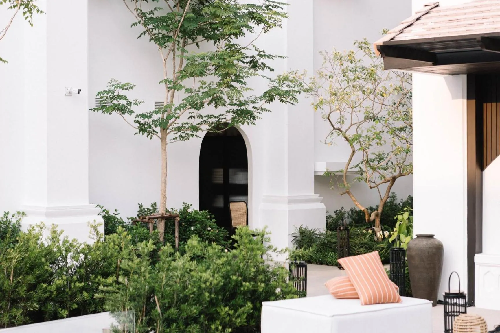 Garden in Burirattana Hotel-An Adults Only Hotel