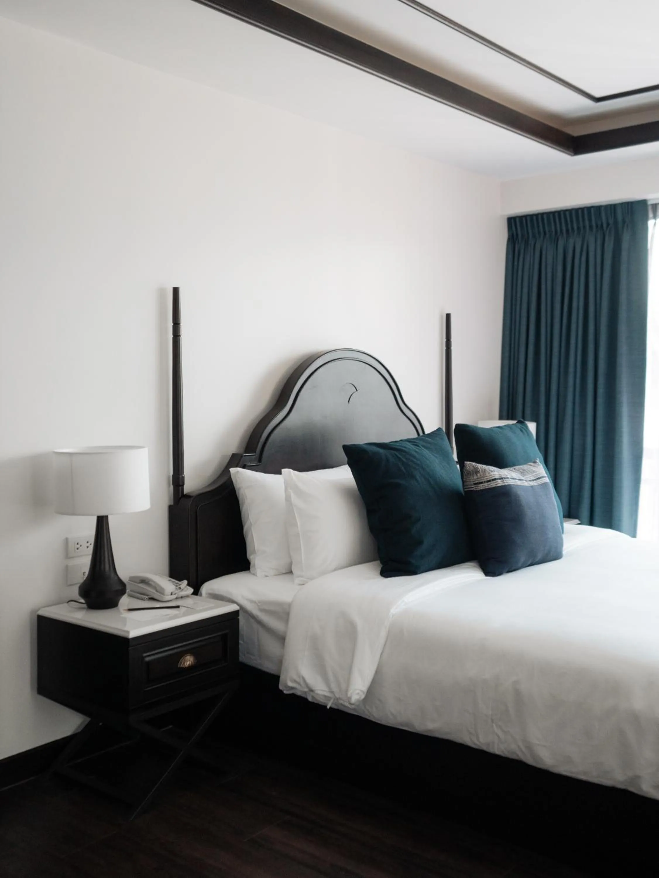 Bed in Burirattana Hotel-An Adults Only Hotel