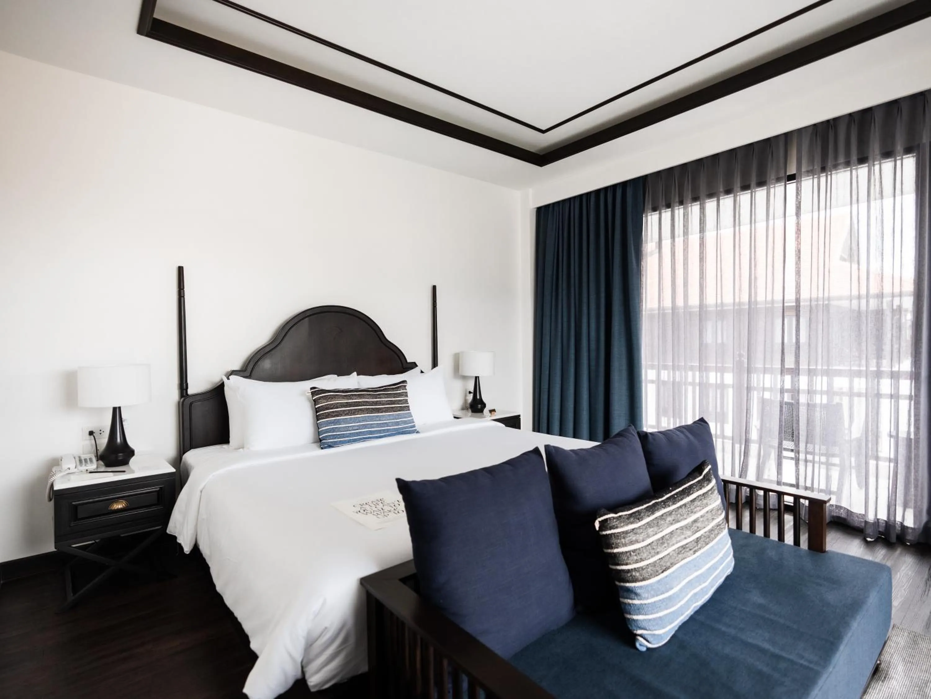 Bed in Burirattana Hotel-An Adults Only Hotel