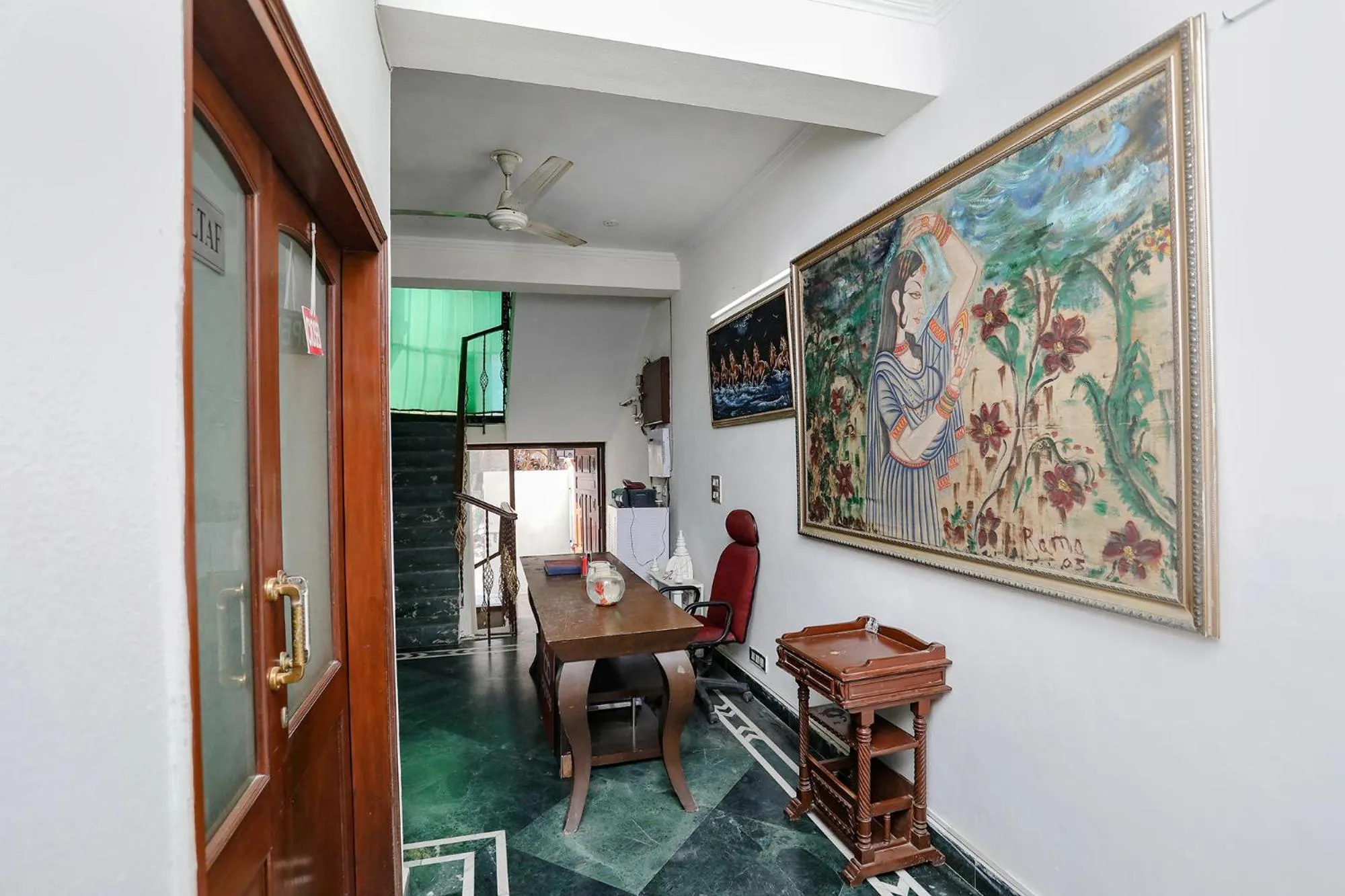 Living room in FabExpress Primero I