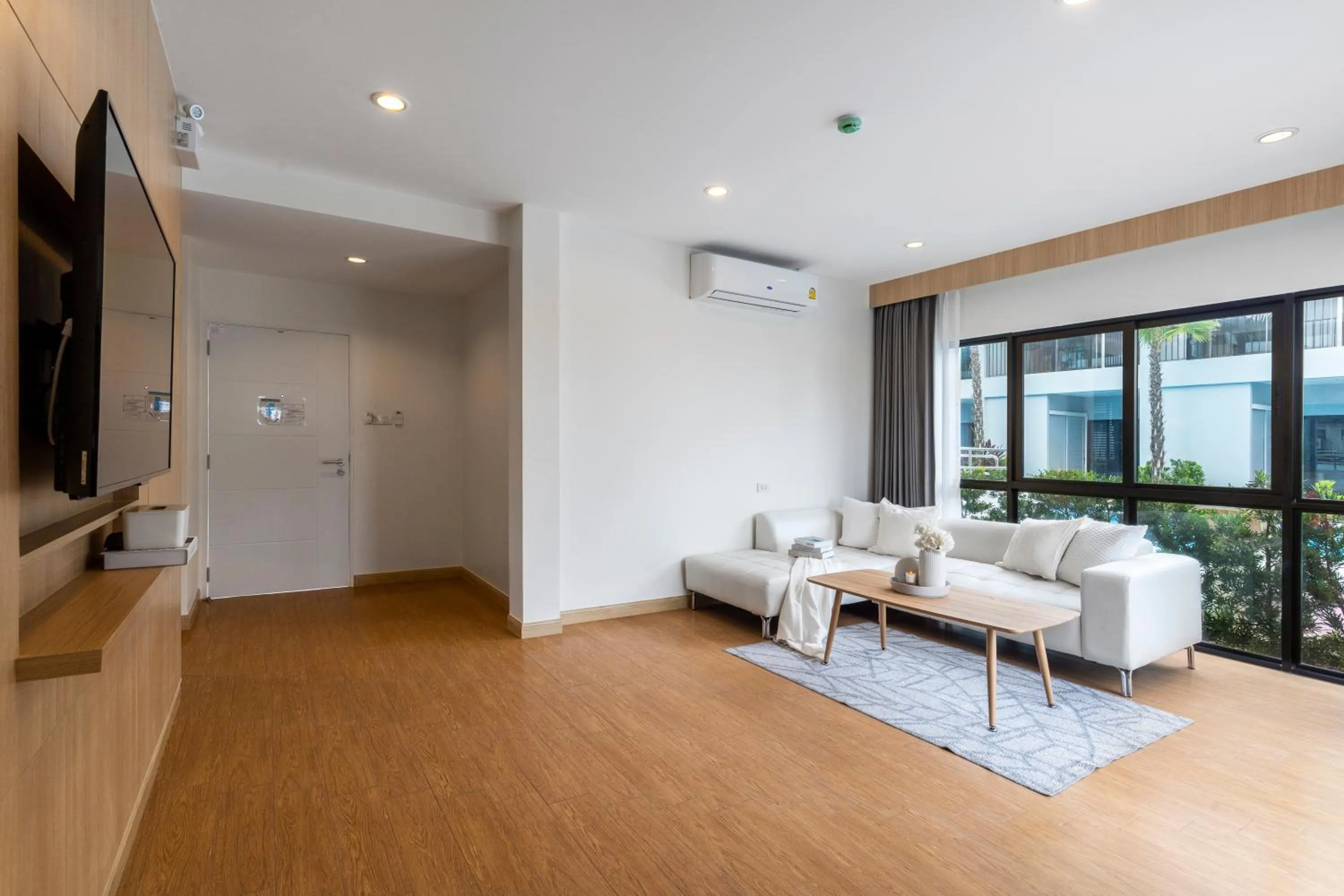Living room in HATCHAO HERITAGE BEACH FRONT RESORT