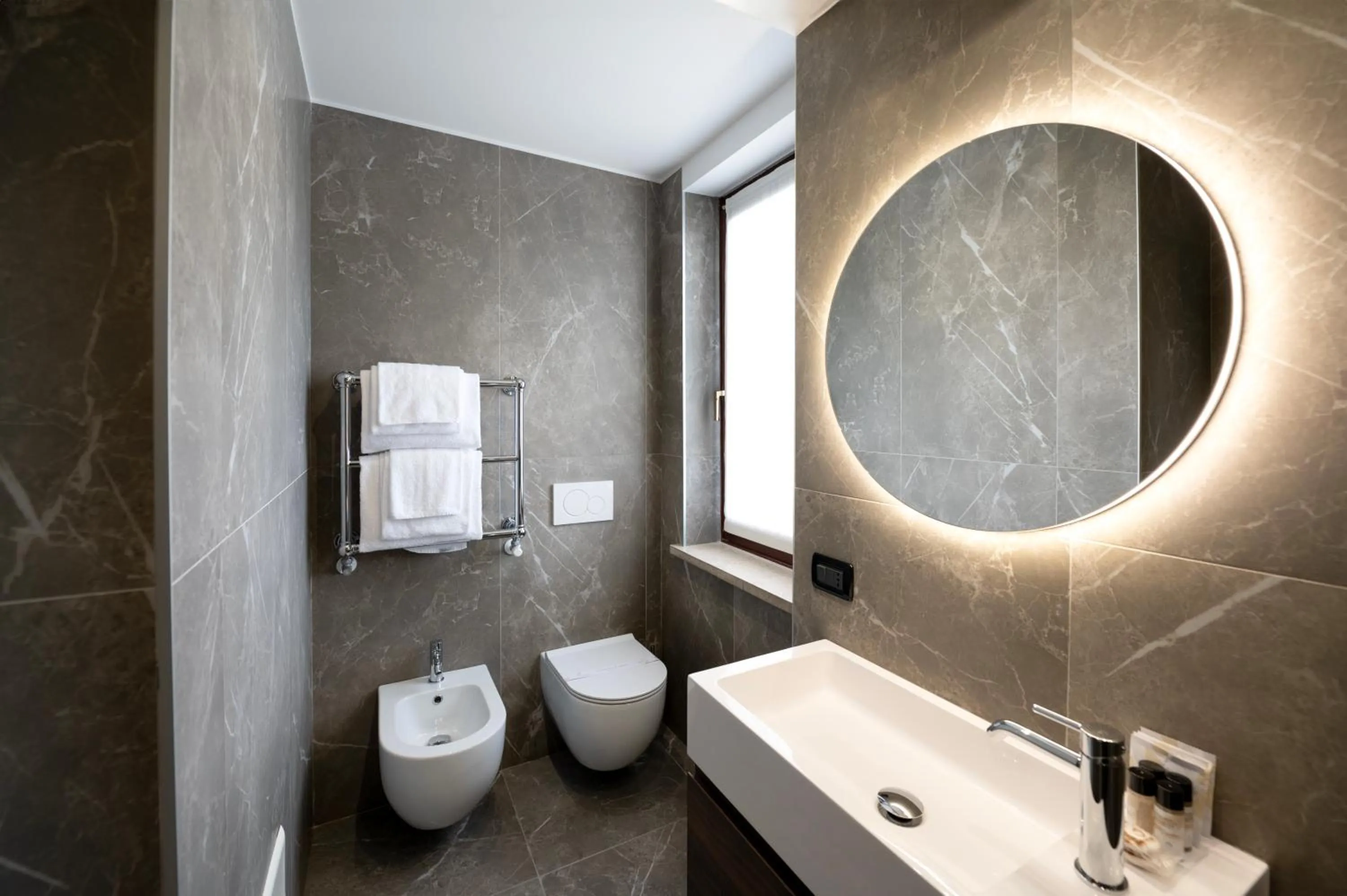 Bathroom in Hotel Carlton