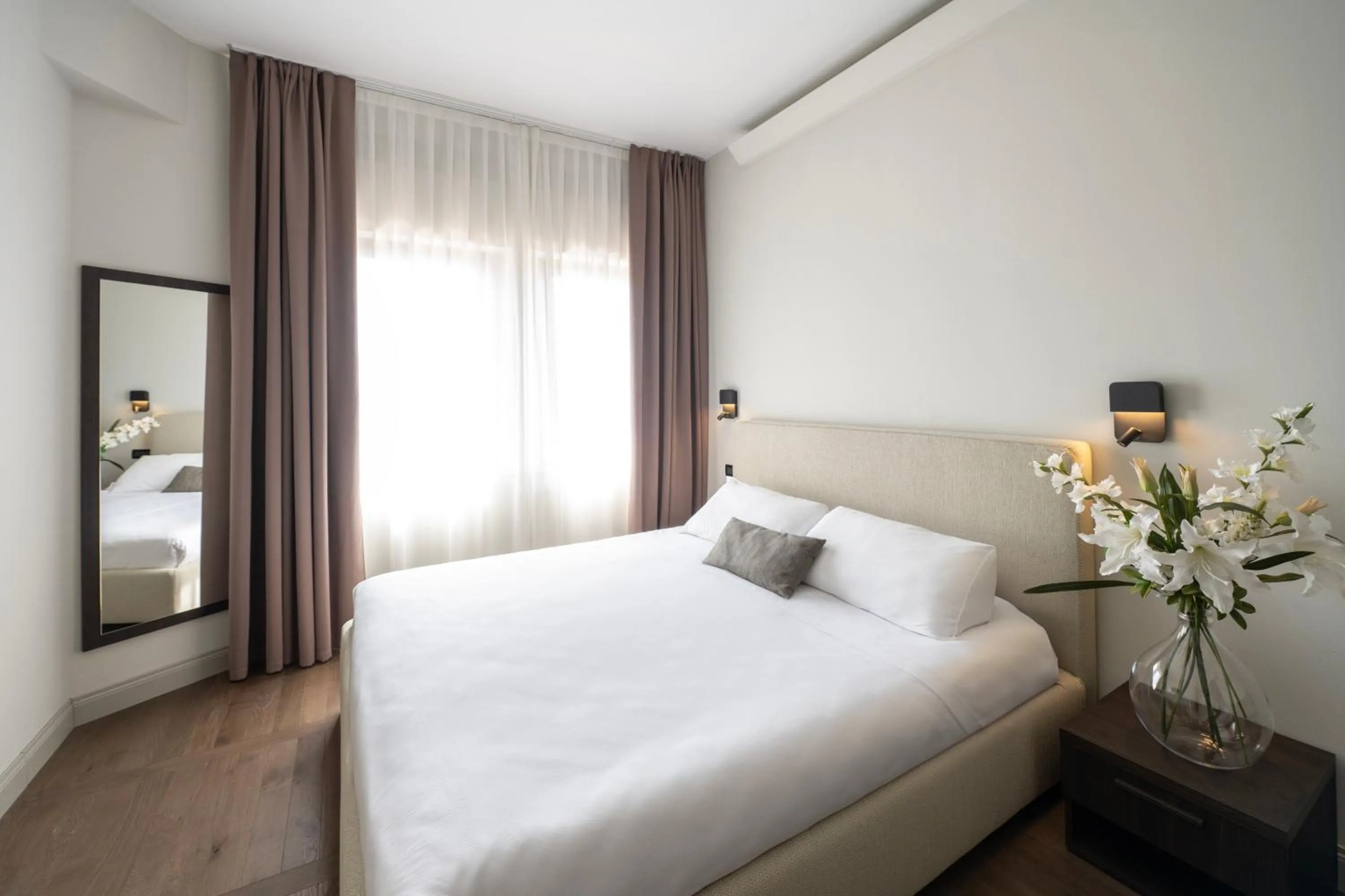 Bed in Hotel Carlton