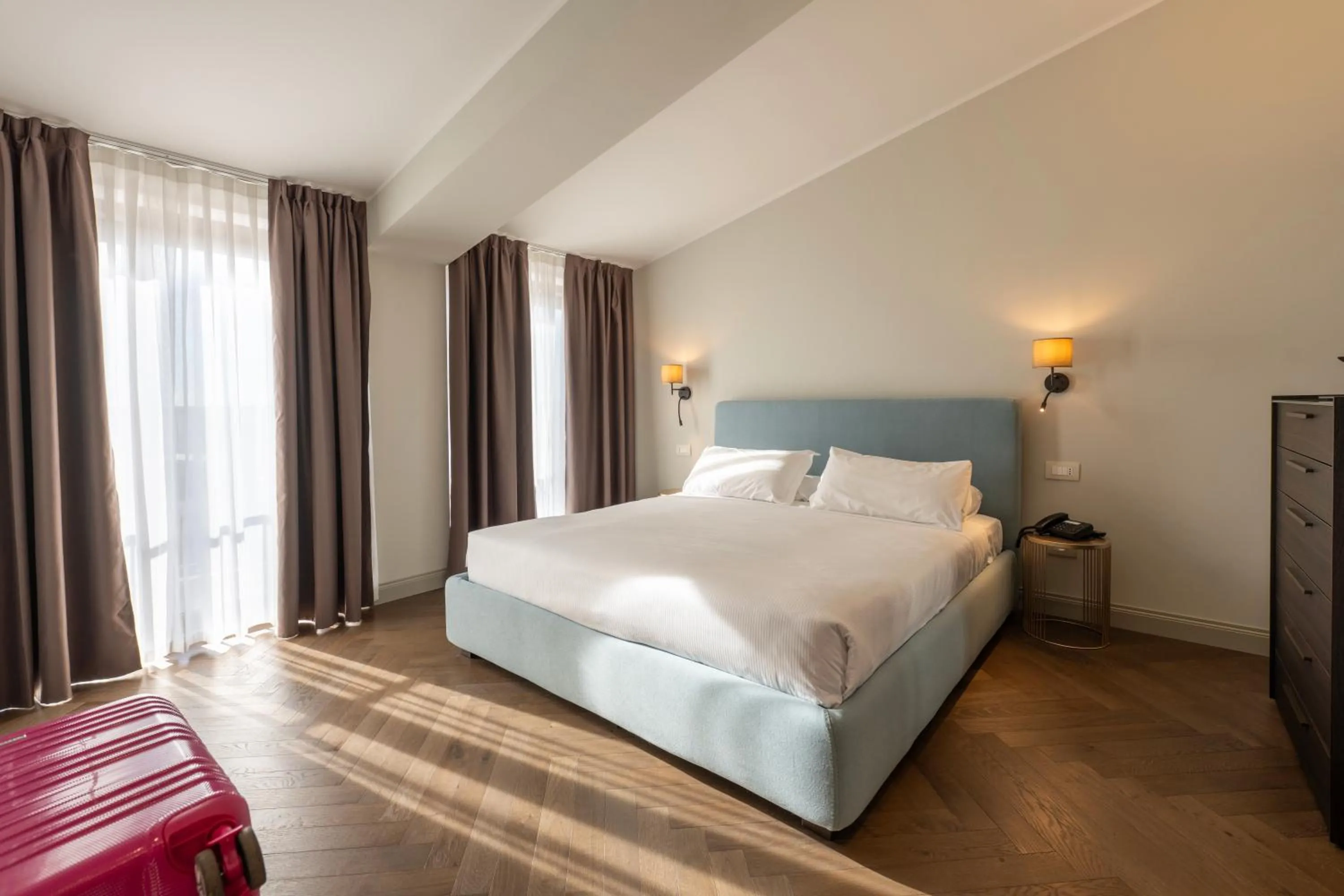 Bedroom, Bed in Hotel Carlton