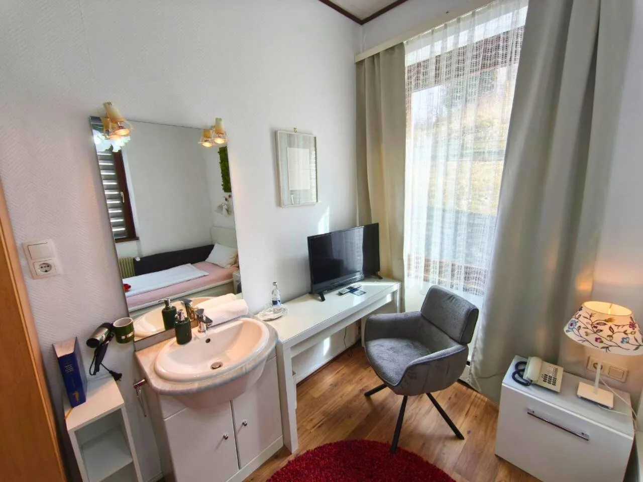 Single Room in Hotel Pfaff