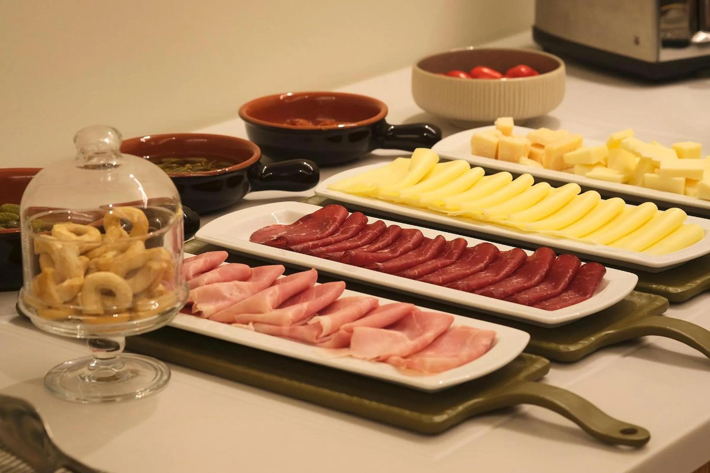 Breakfast in Hotel Touring