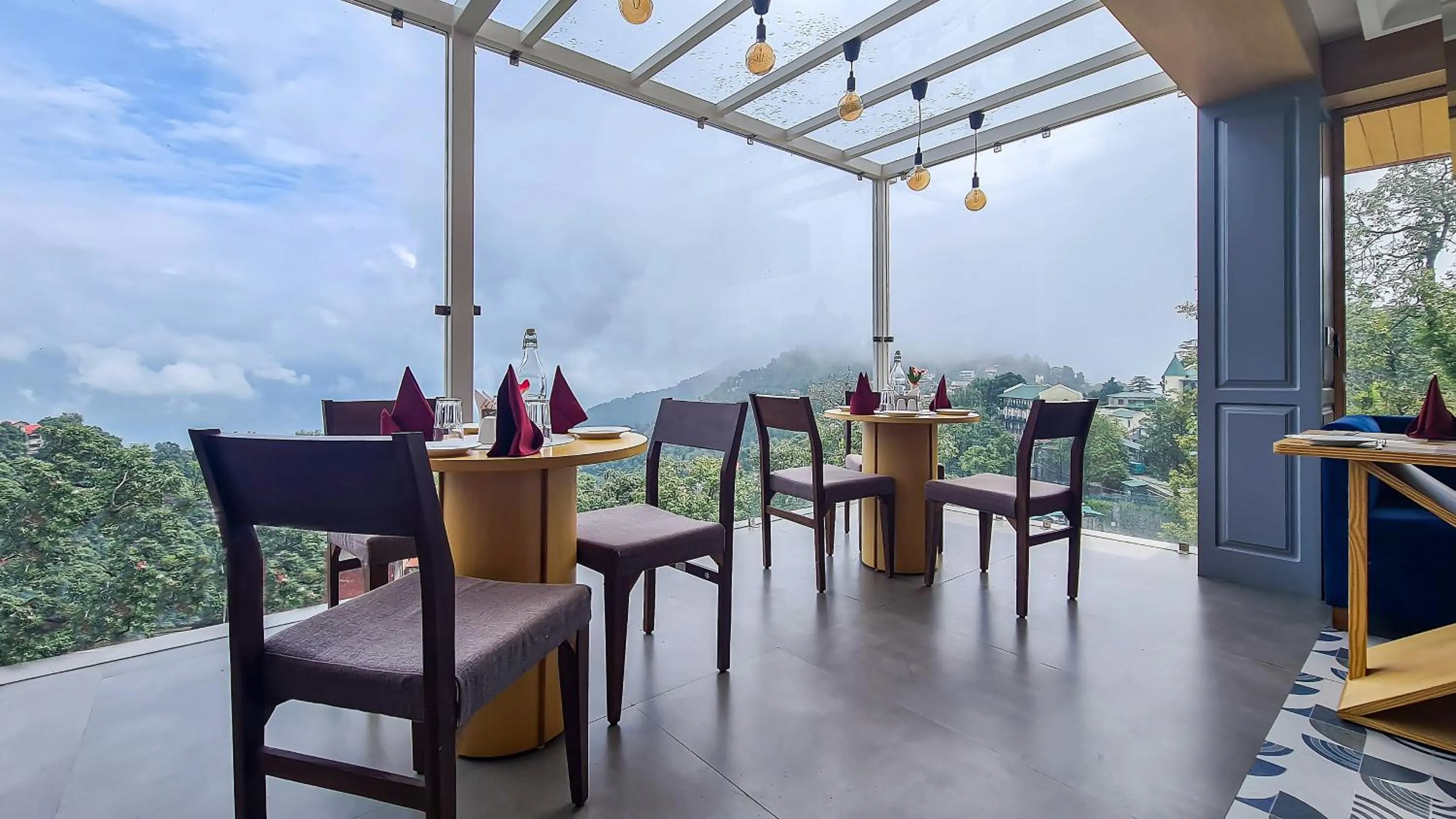 Xyst Notting hill the Mall, Mussoorie