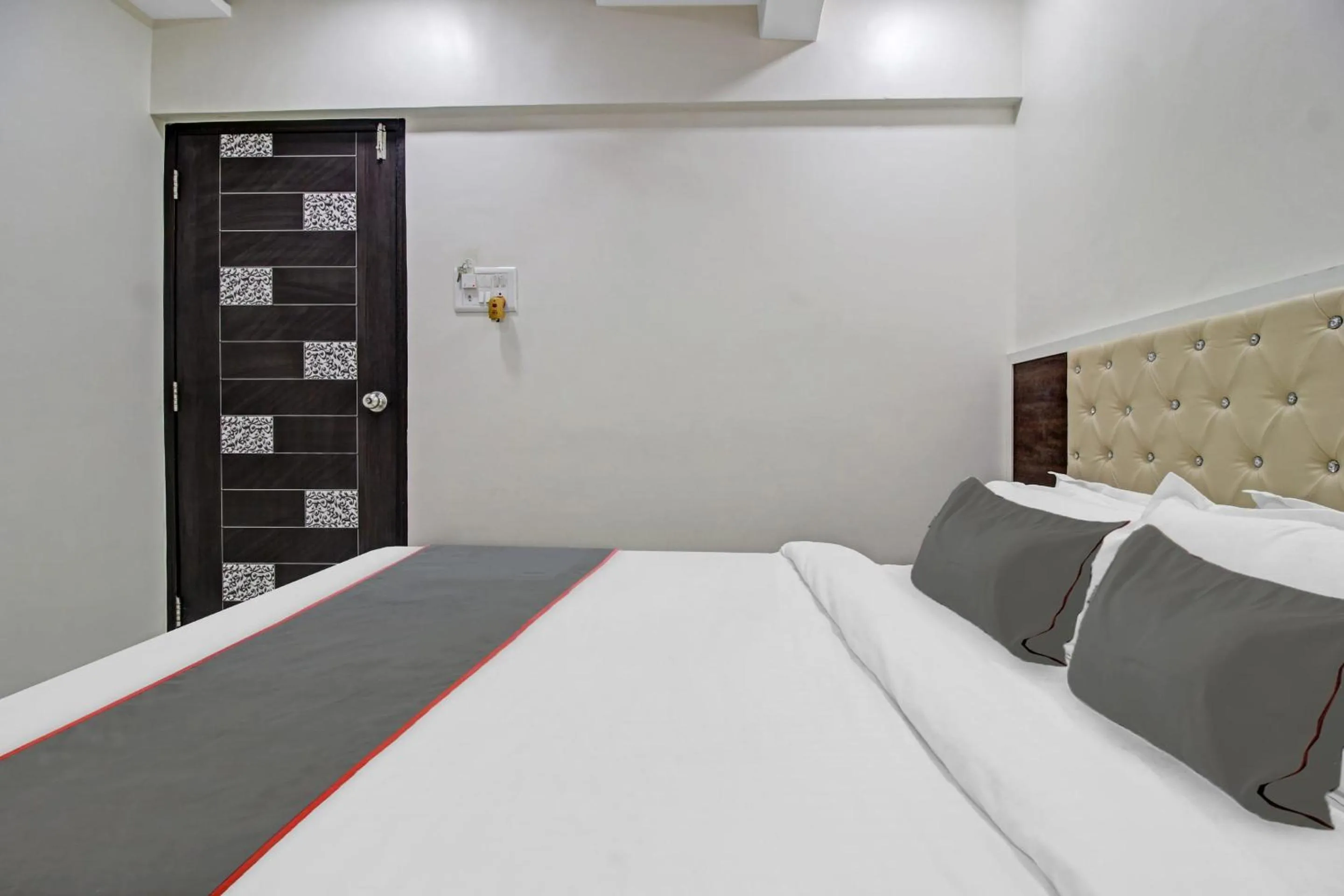 Bedroom, Bed in Hotel O Raj Mahal