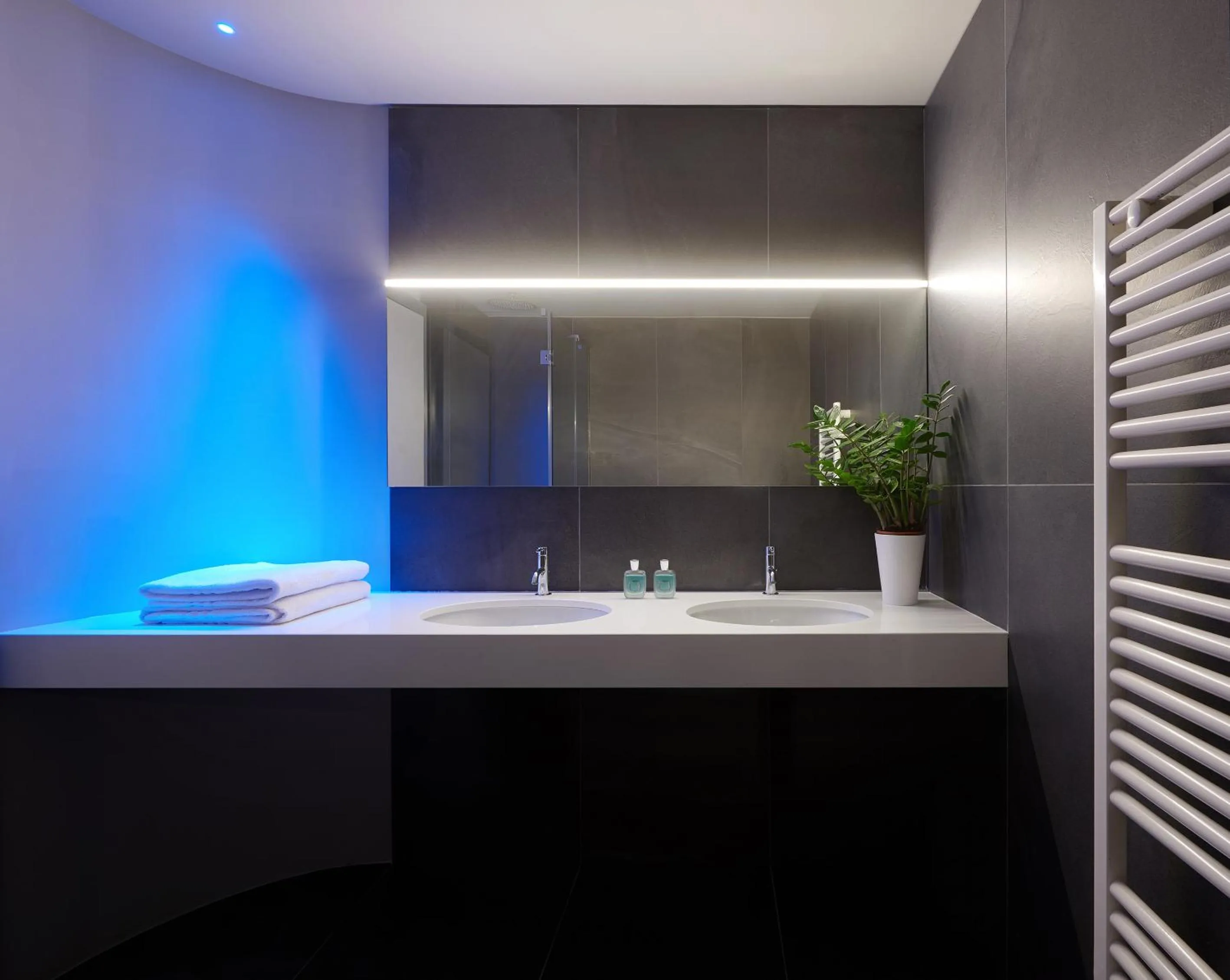 Bathroom in Anusca Palace Hotel