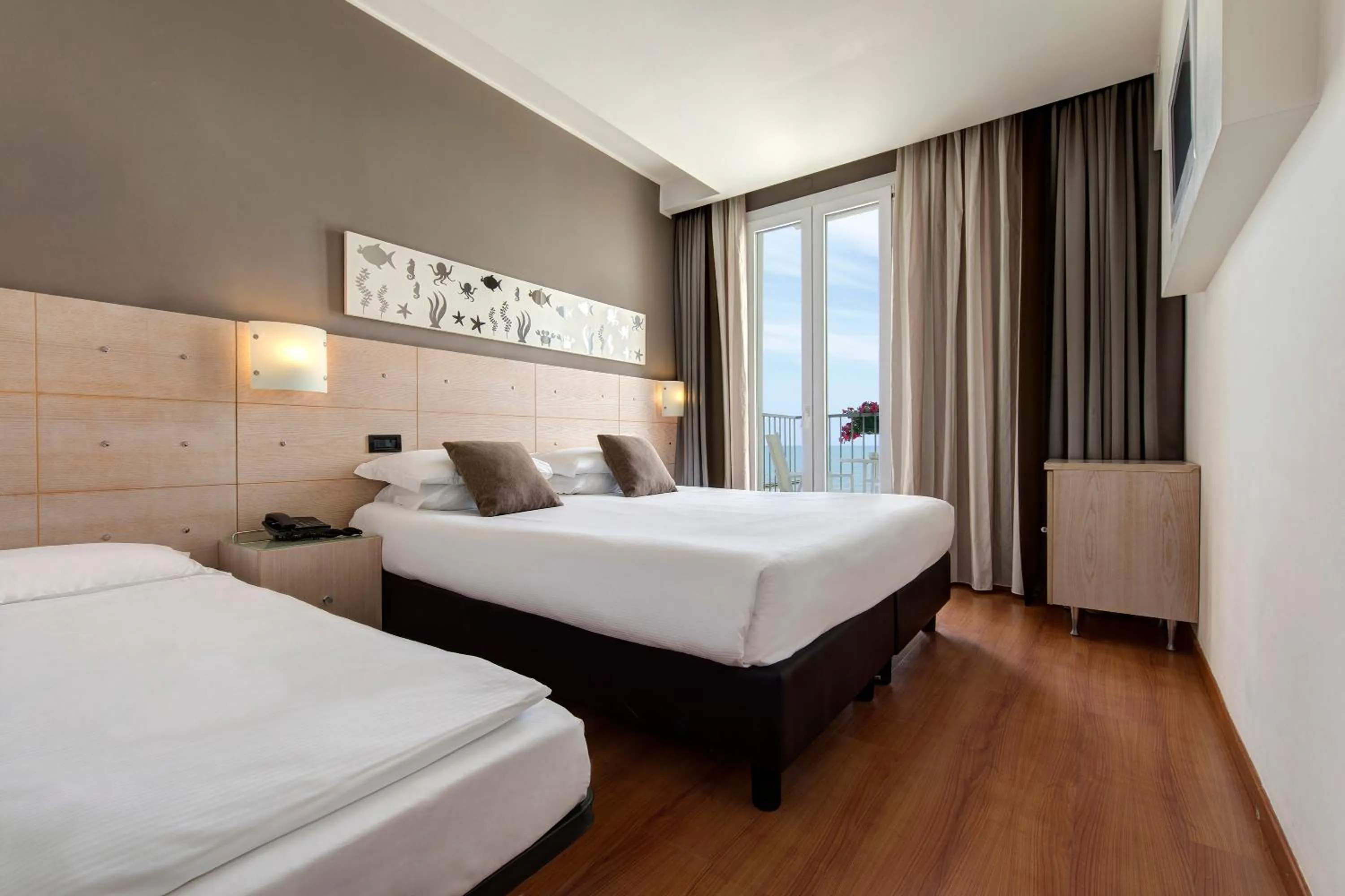 Bed in Victoria Frontemare Beach & Spa Hotel Jesolo