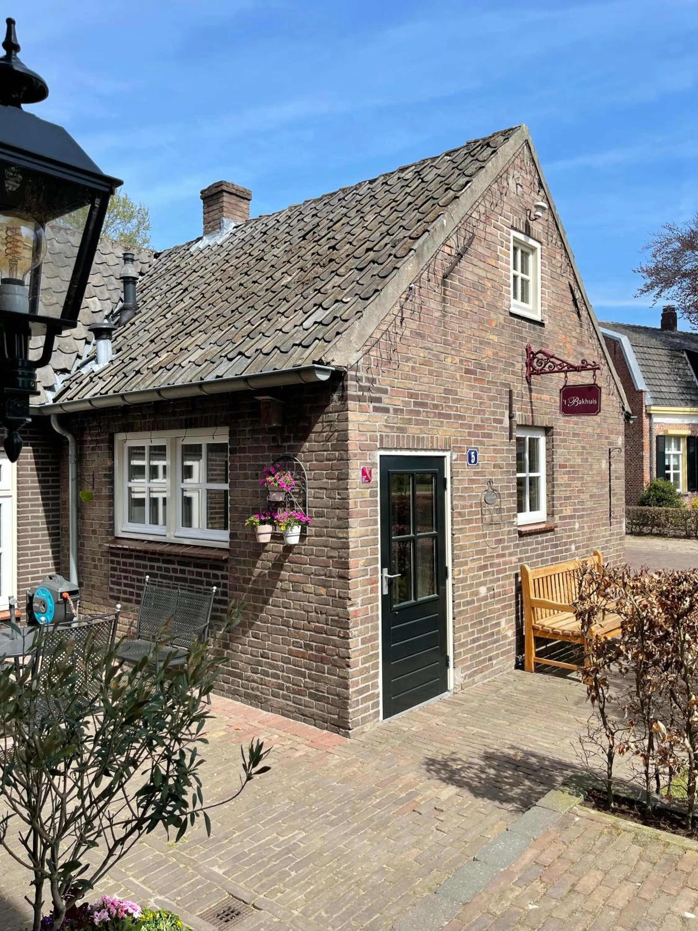 Facade/entrance in ‘t Bakhuis