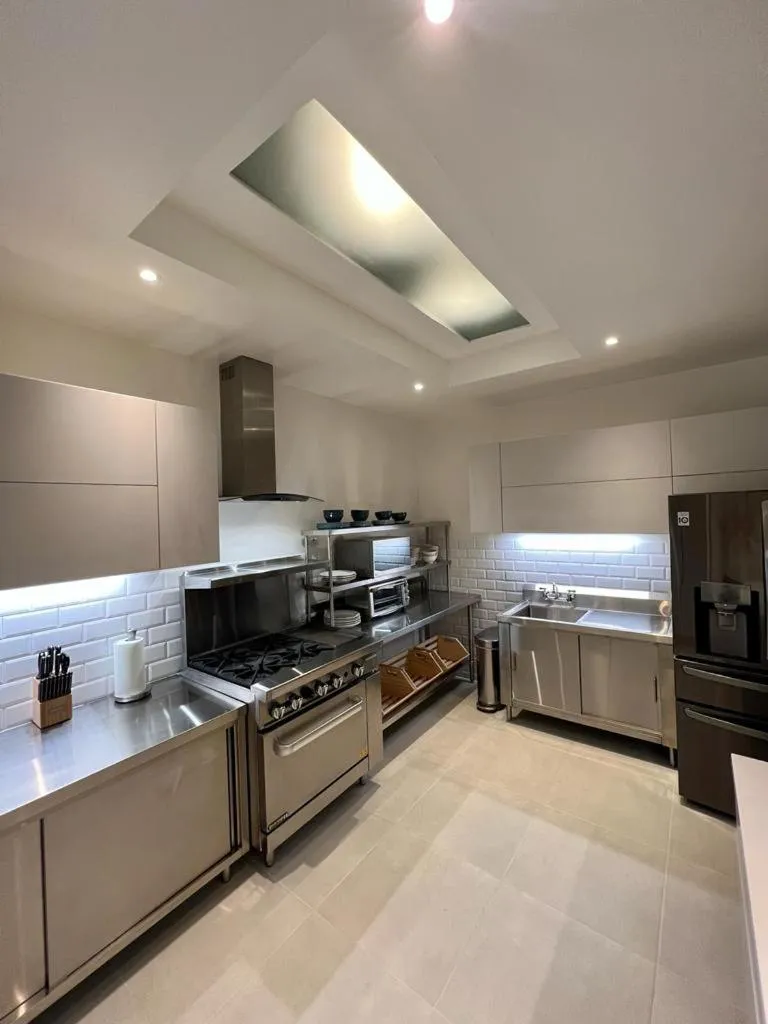 Kitchen or kitchenette in The Backyard Beach House