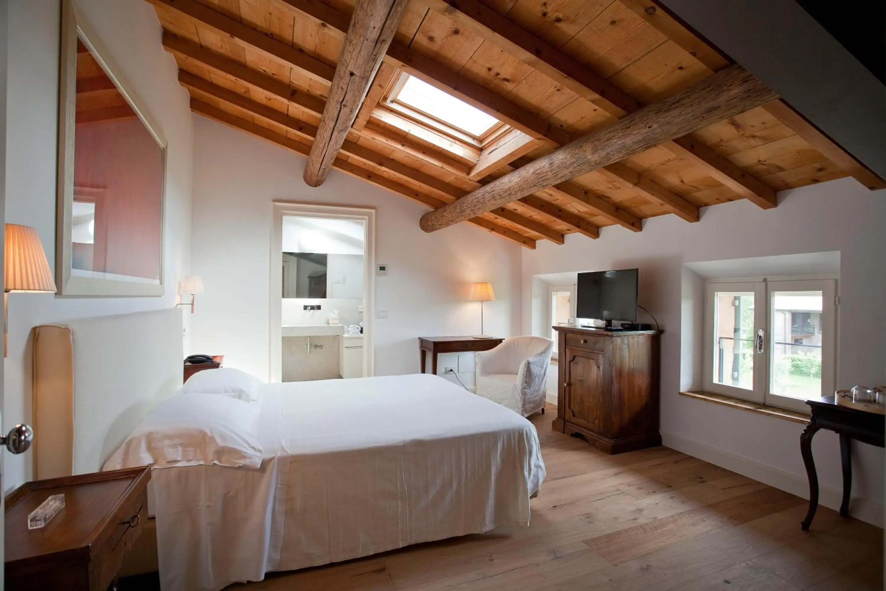 Superior King Room in Relais Corte Guastalla Apartments Superior King Room in Relais Corte Guastalla Apartments