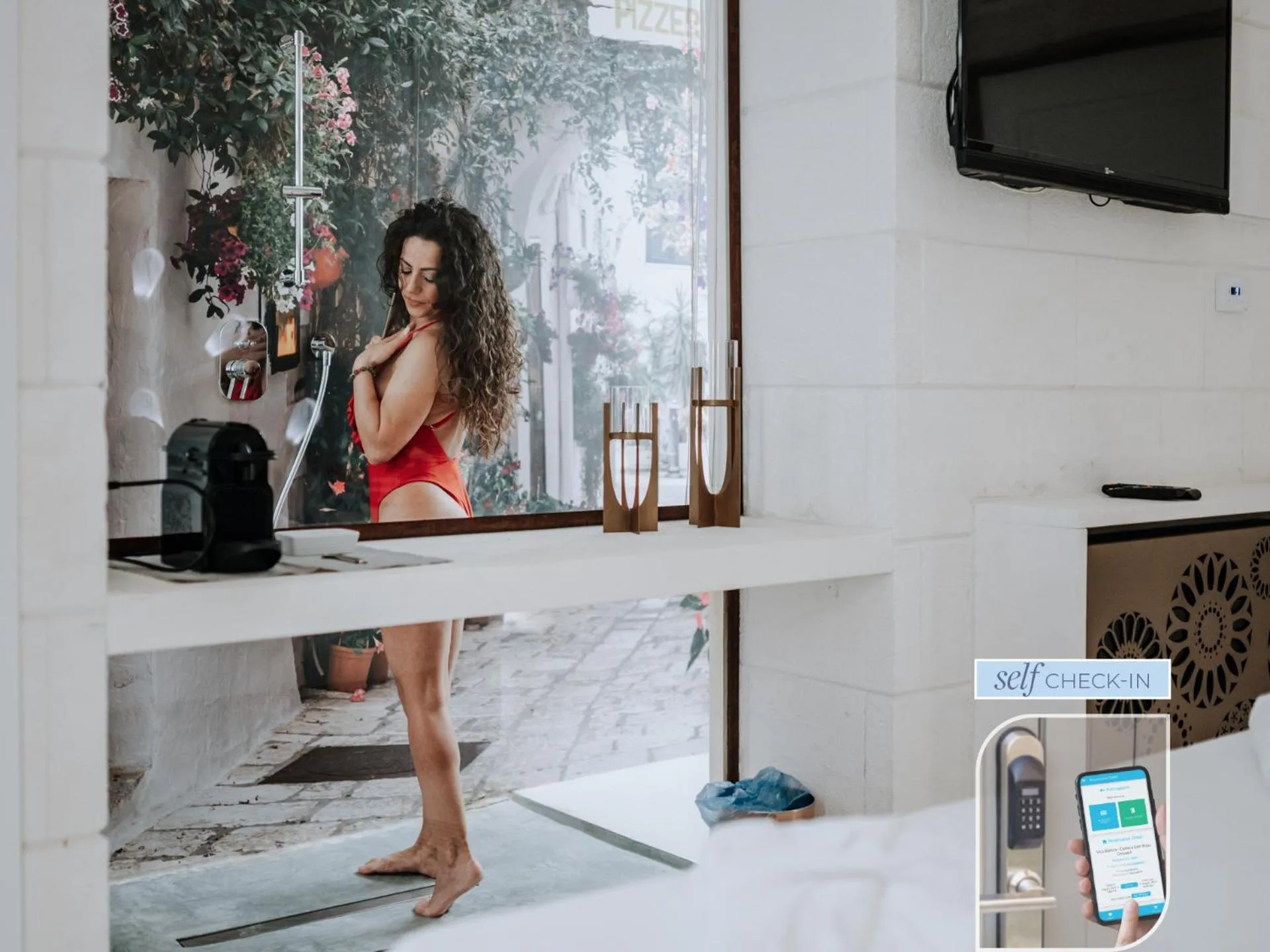 Shower in Vico Bianco Raro Smart Rooms Collection